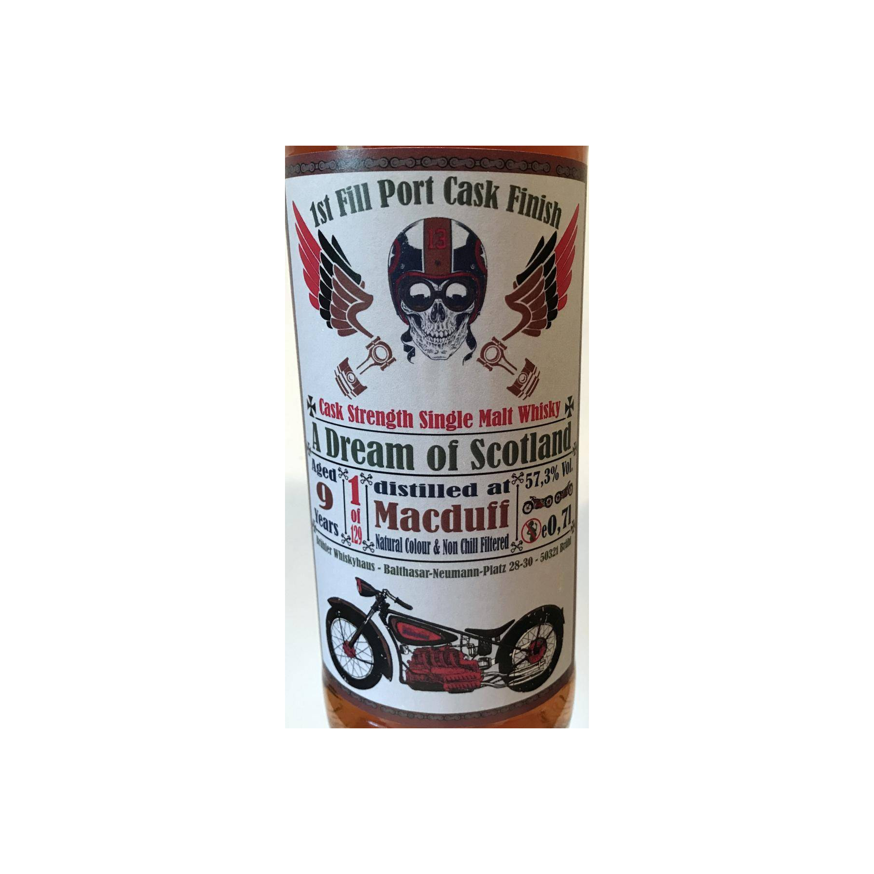 Macduff 9 Years Single Malt Whisky 3