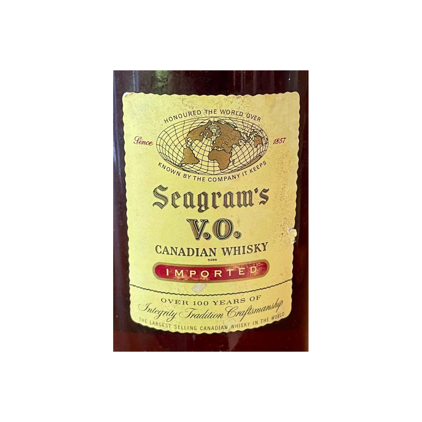 Seagram's V.O. Canadian Whisky 2