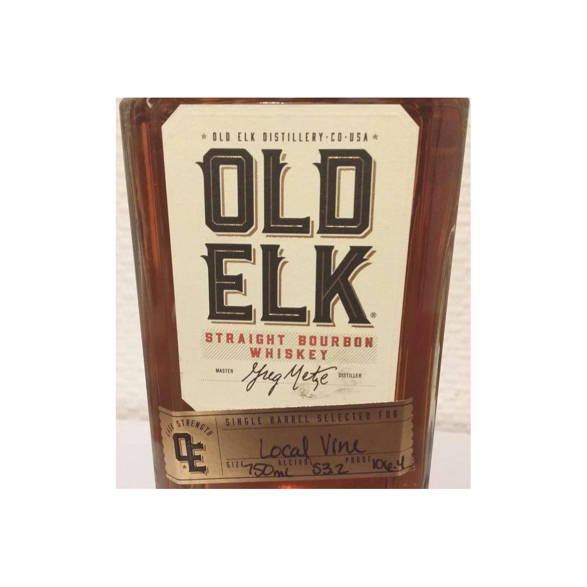Old Elk Straight Bourbon Whiskey 2