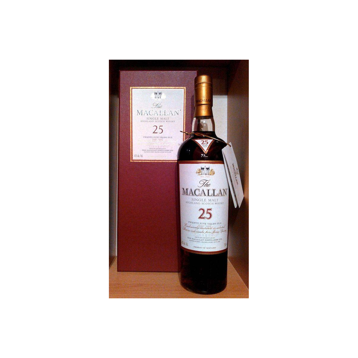 The Macallan 1975 25 Years Single Malt Whisky