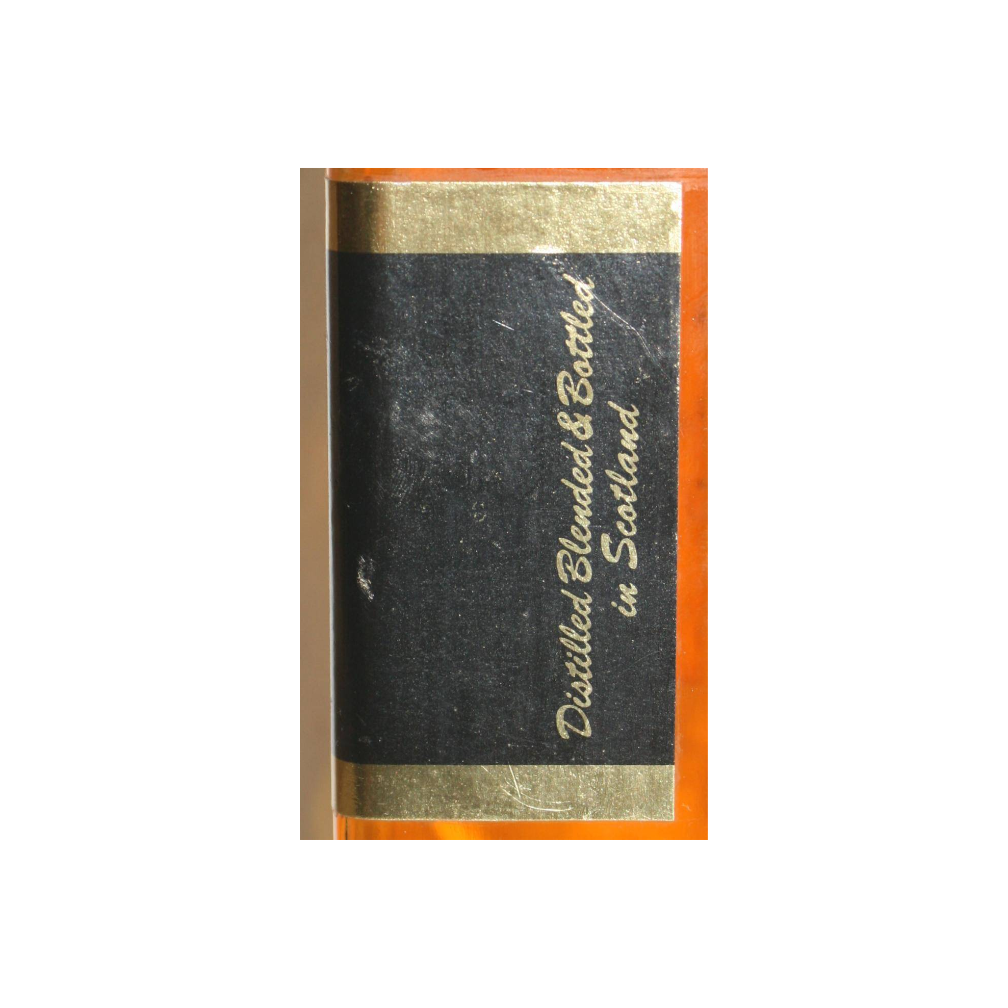 The Antiquary De Luxe Old Scotch Whisky 3