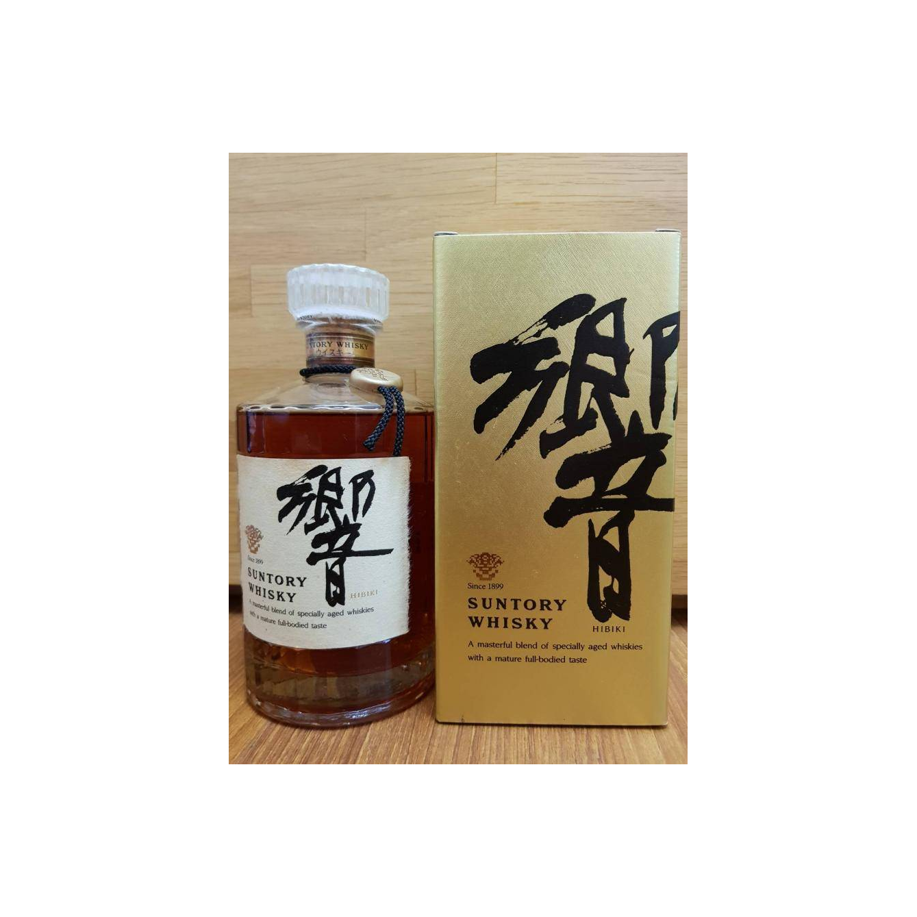 Suntory Blended Whisky