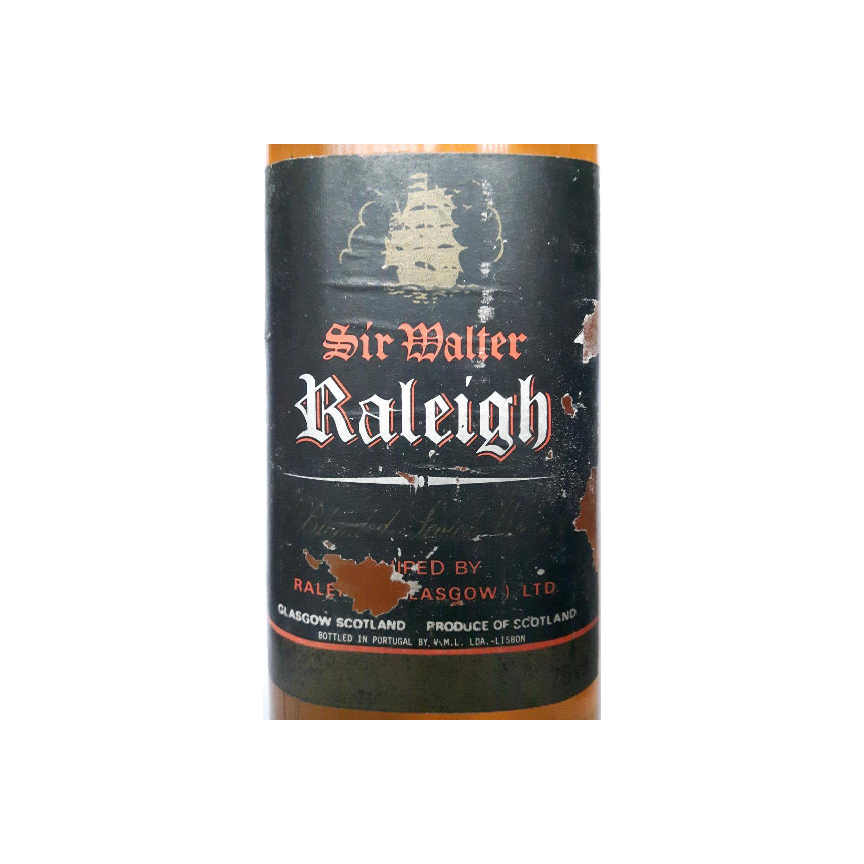 Sir Walter Raleigh Blended Scotch Whisky 2