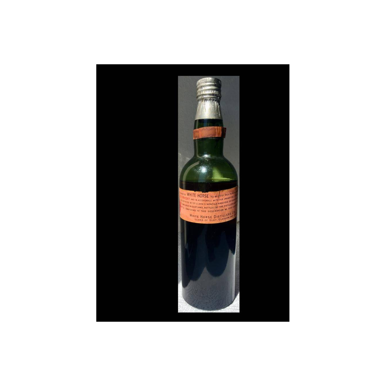 White Horse Blended Whisky 2