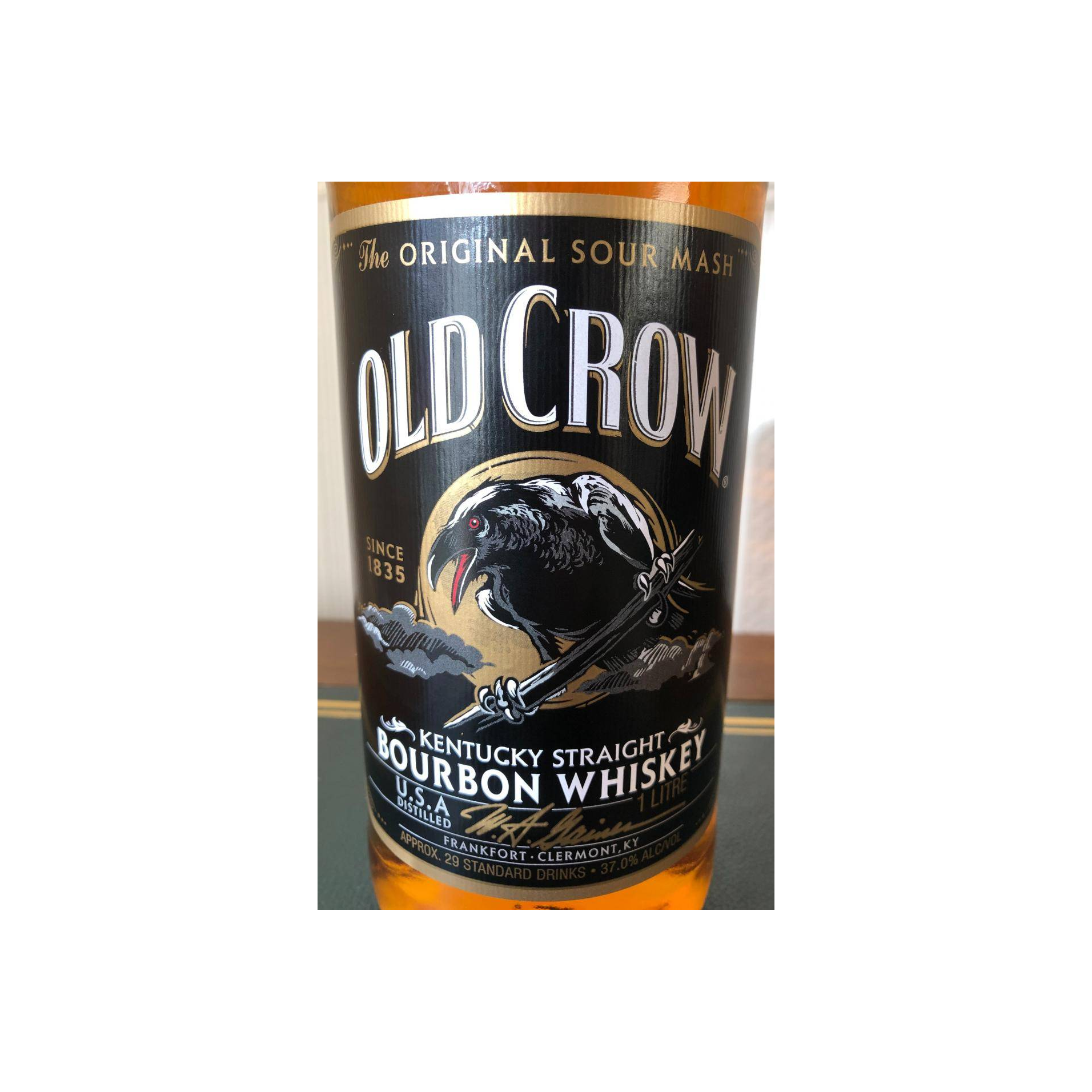 Old Crow Kentucky Straight Bourbon Whiskey 2