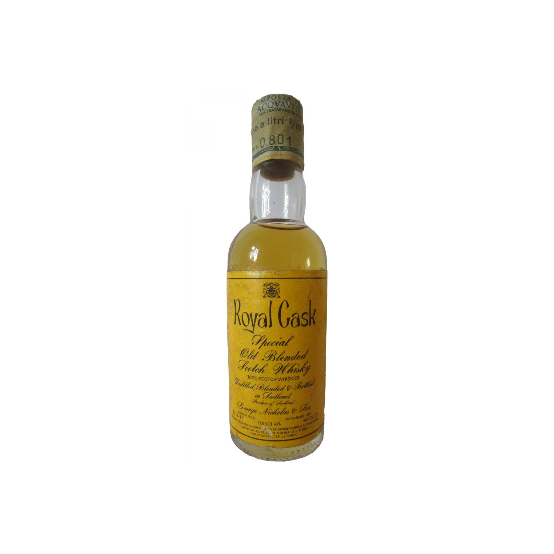 Royal Cask Special Old Blended Scotch Whisky 2
