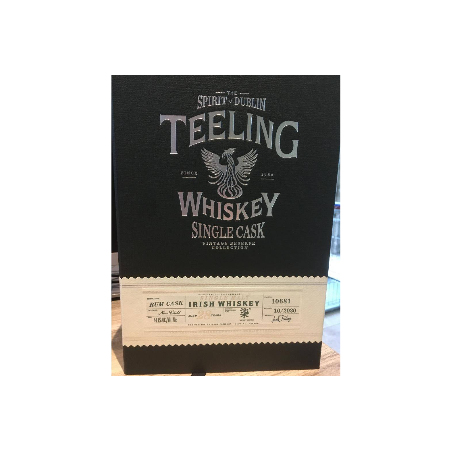 Teeling Single Cask 28 Years Single Malt Whisky 3
