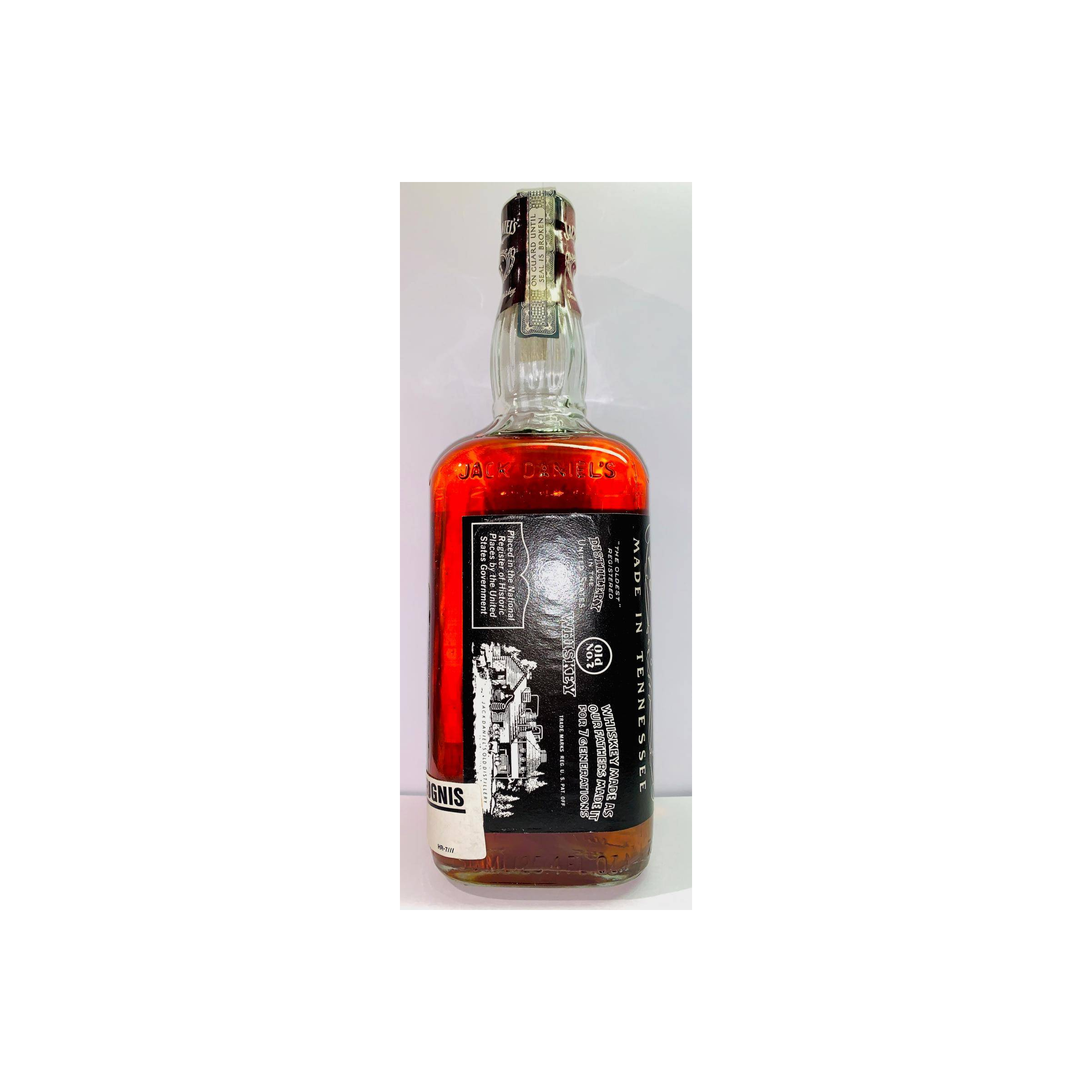 Jack Daniel's Tennessee Whisky  2