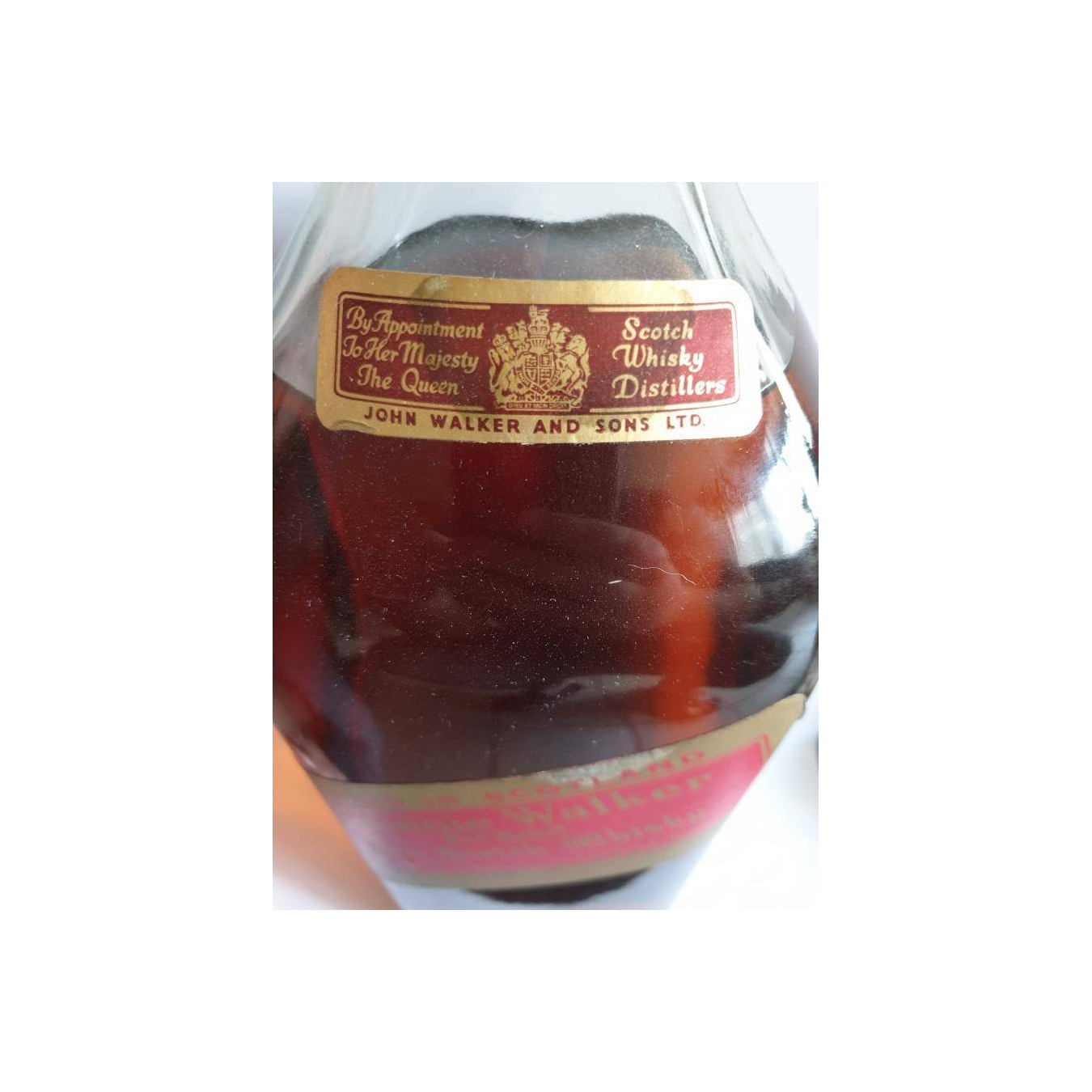 Johnnie Walker Blended Whisky 3