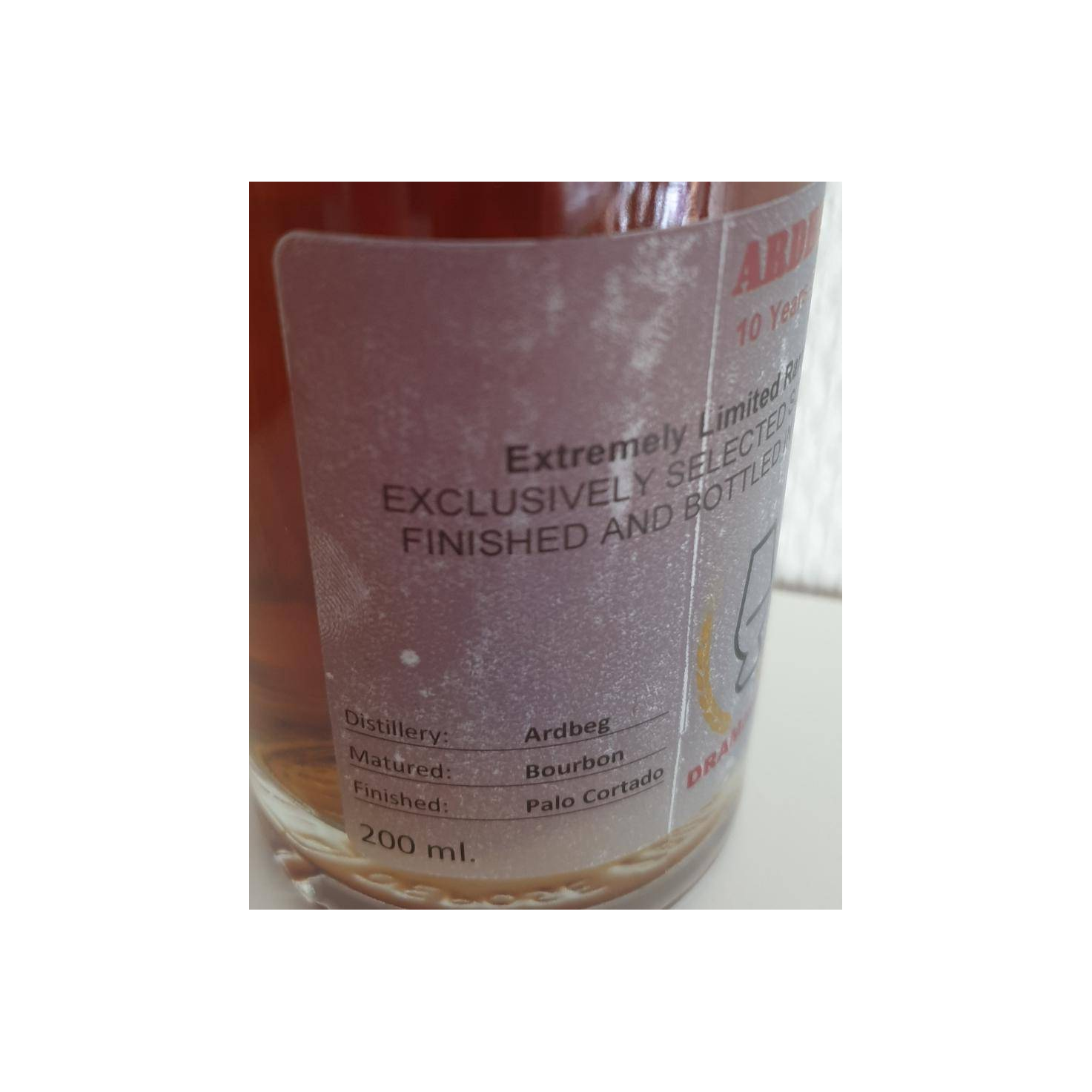 Ardbeg 10 Years Single Malt Whisky 3