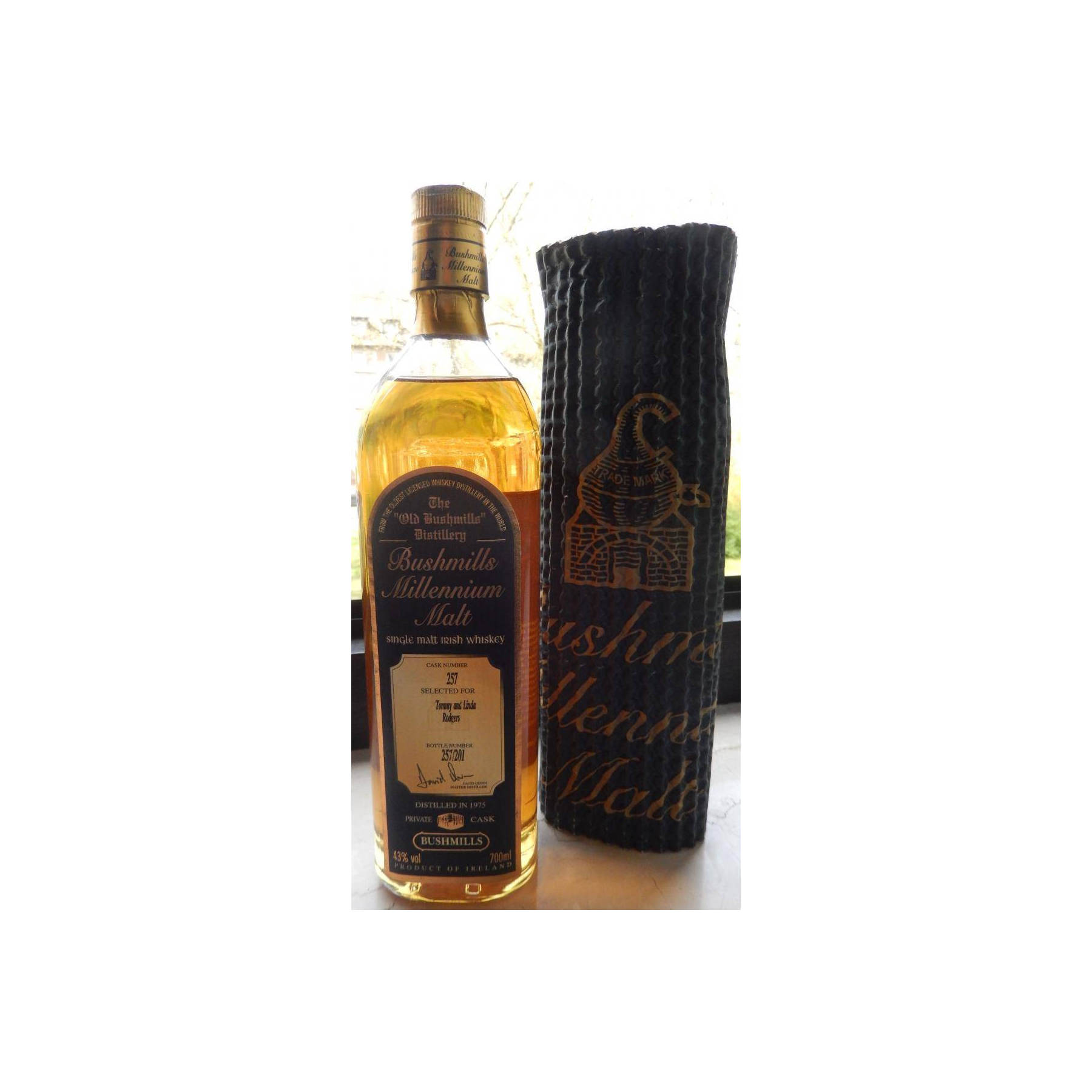 Bushmills 1975 24 Years Single Malt Whisky