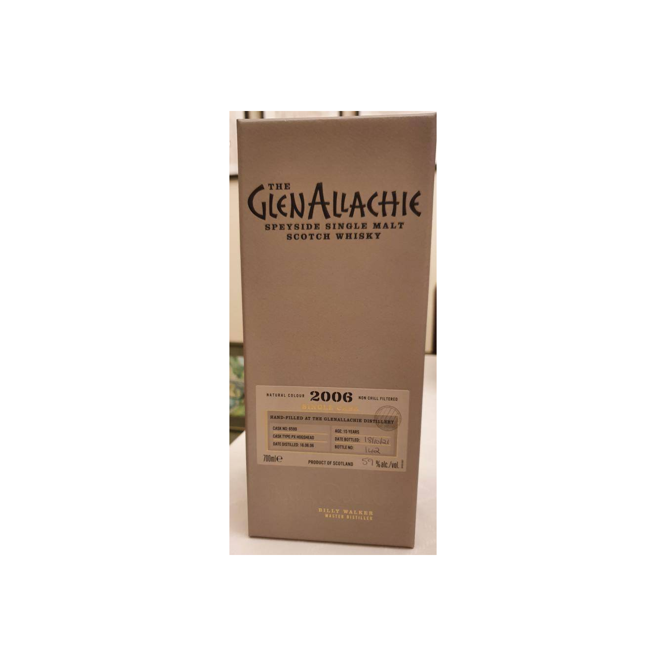 The GlenAllachie Single Cask 2006 15 Years Single Malt Whisky 3