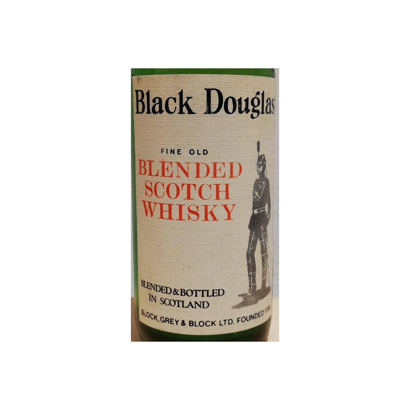 Black Douglas Fine Old Blended Scotch Whisky 3