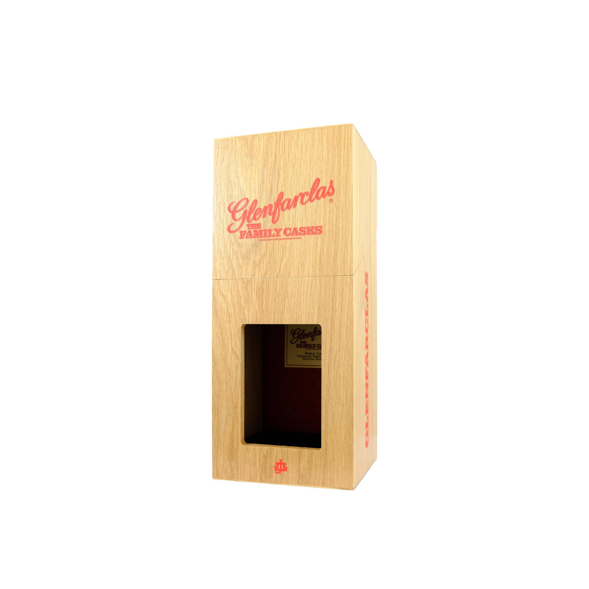 Glenfarclas 2002 19 Years Single Malt Whisky 2