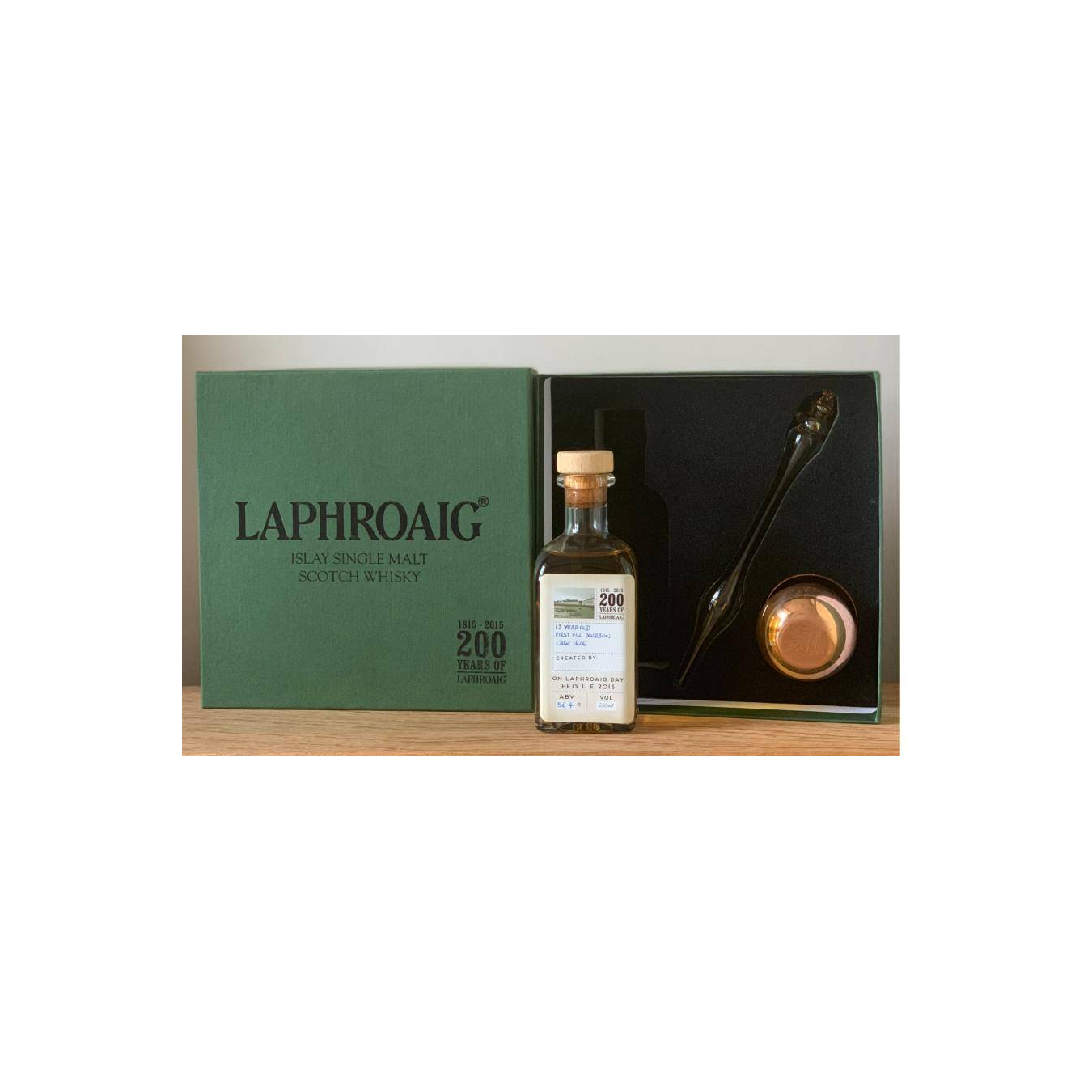 Laphroaig 12 Years Single Malt Whisky 2