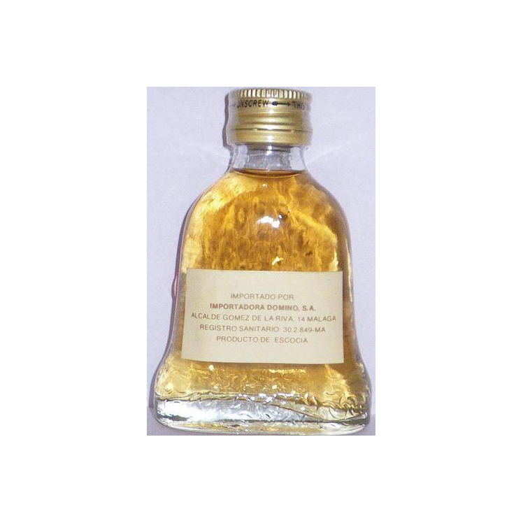Bell's Old Scotch Whisky 2