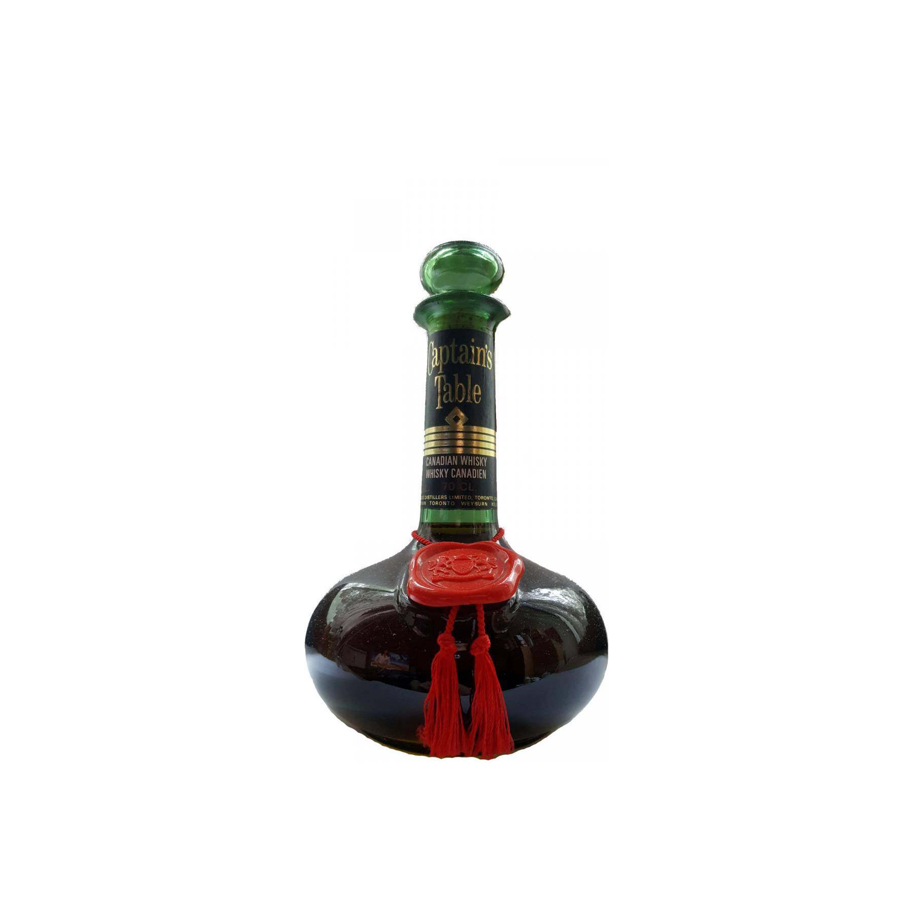 Captain's Table Canadian Whisky - Whisky Canadien