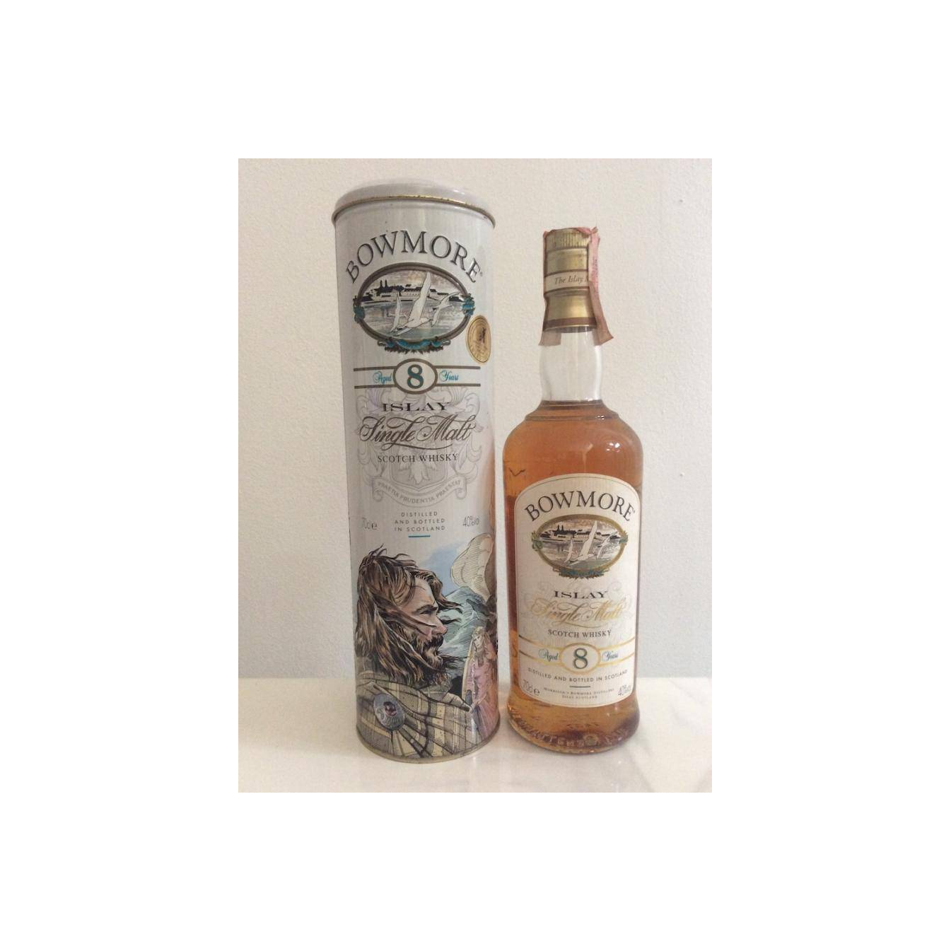 Bowmore 8 Years Single Malt Whisky