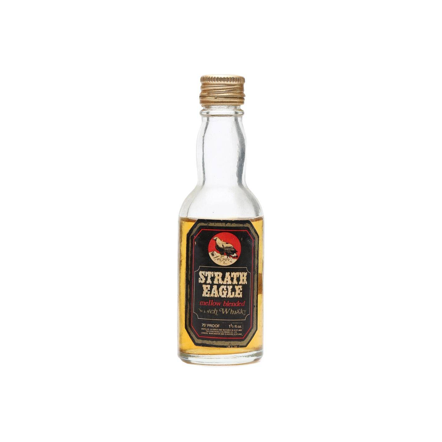 Strath Eagle Mellow Blended Scotch Whisky 2
