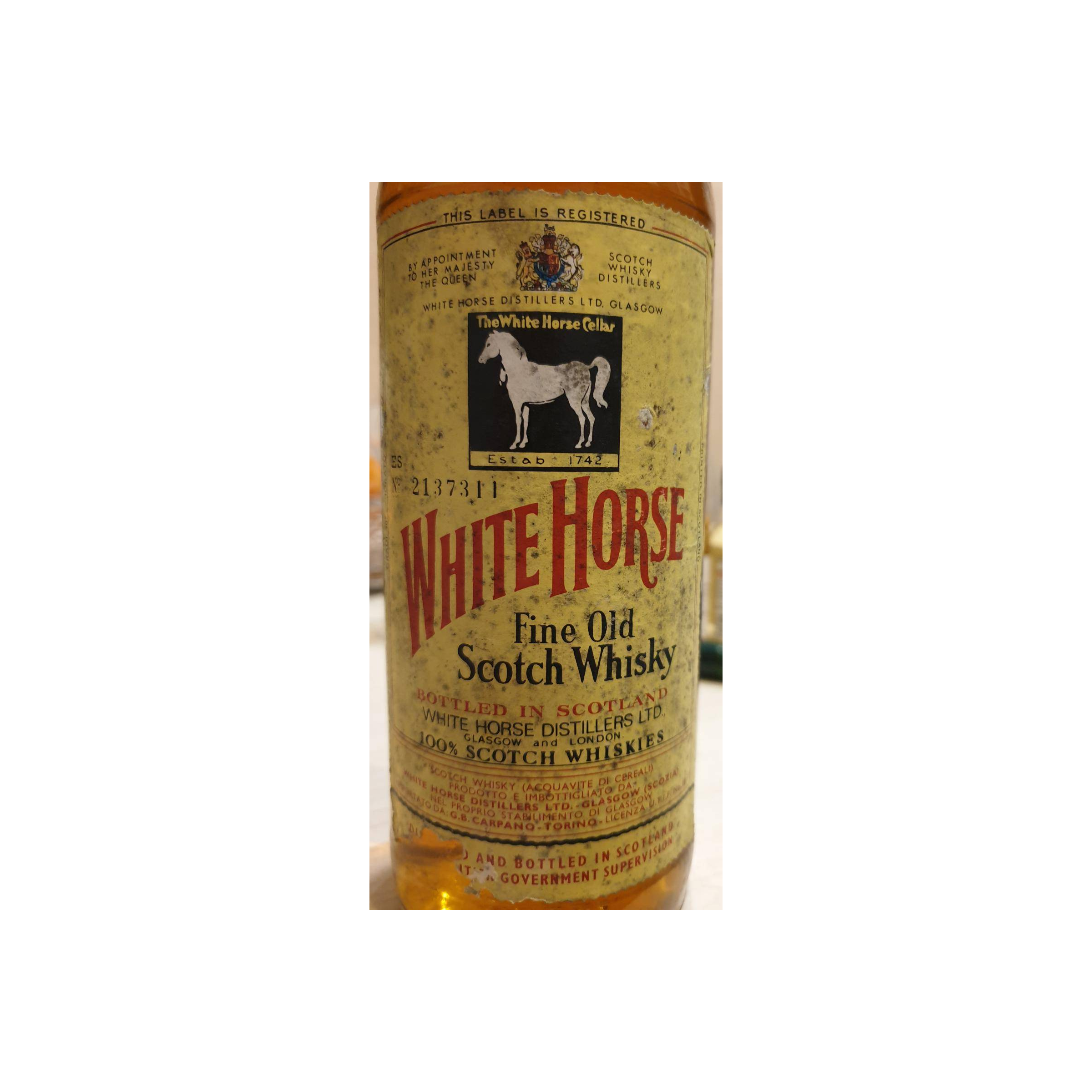 White Horse Blended Whisky 2