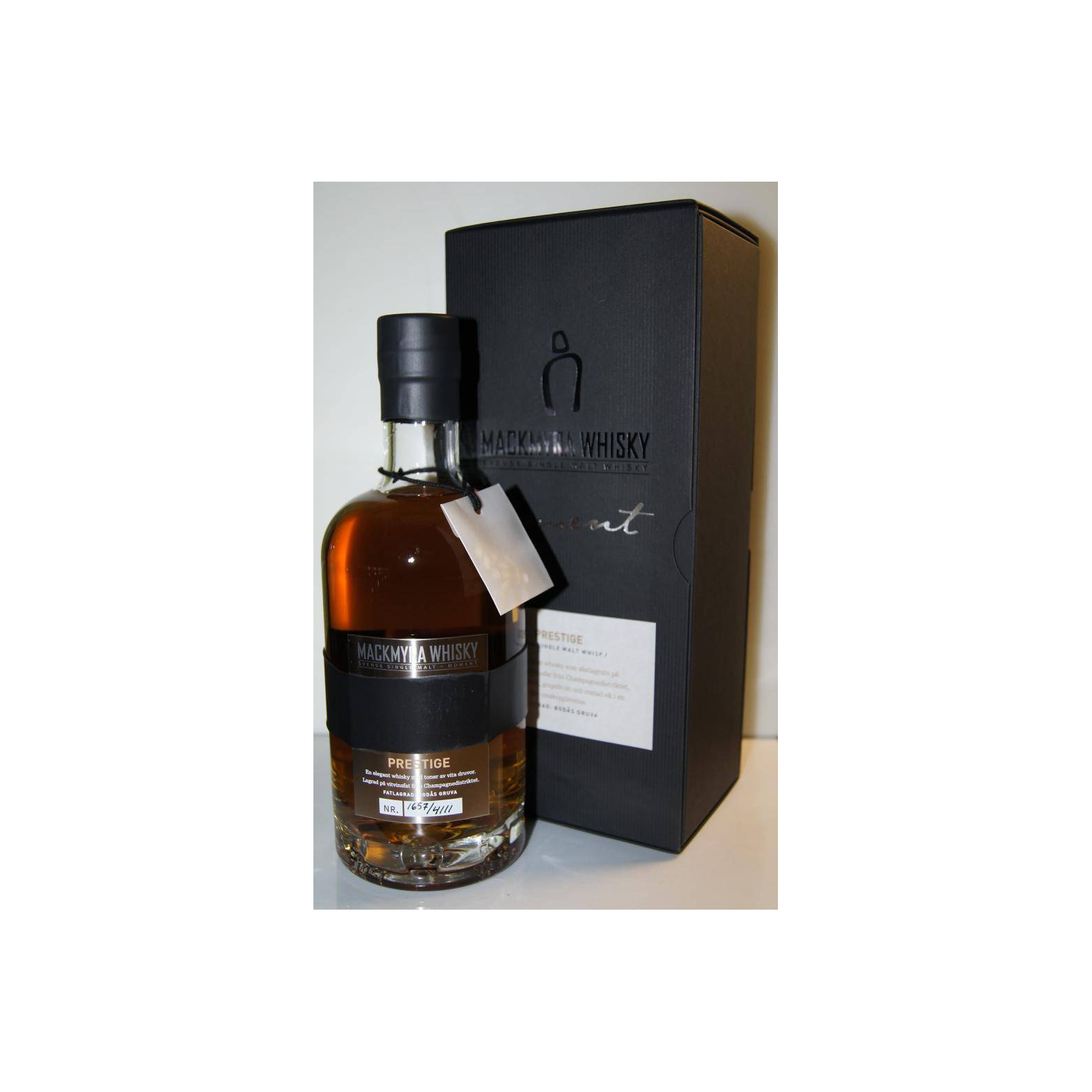 Mackmyra 11 Years Single Malt Whisky 3