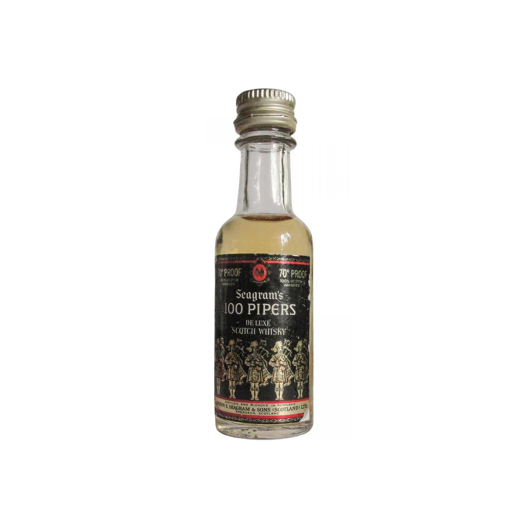 100 Pipers De Luxe Scotch Whisky 2