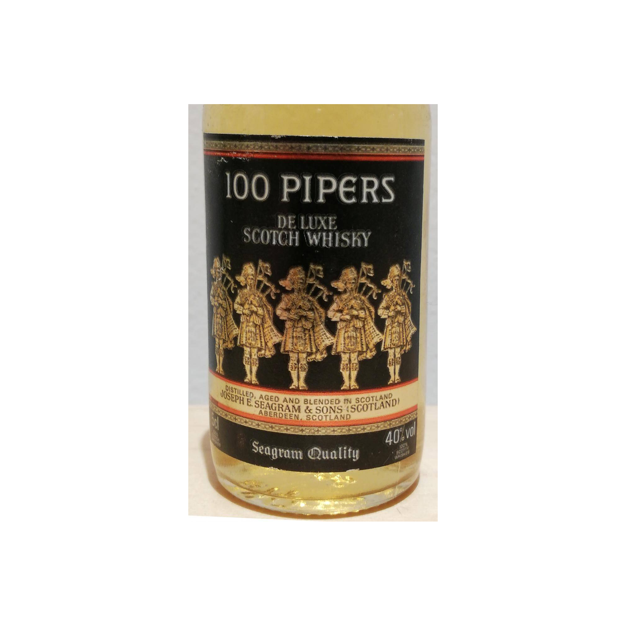 100 Pipers De Luxe Scotch Whisky 3