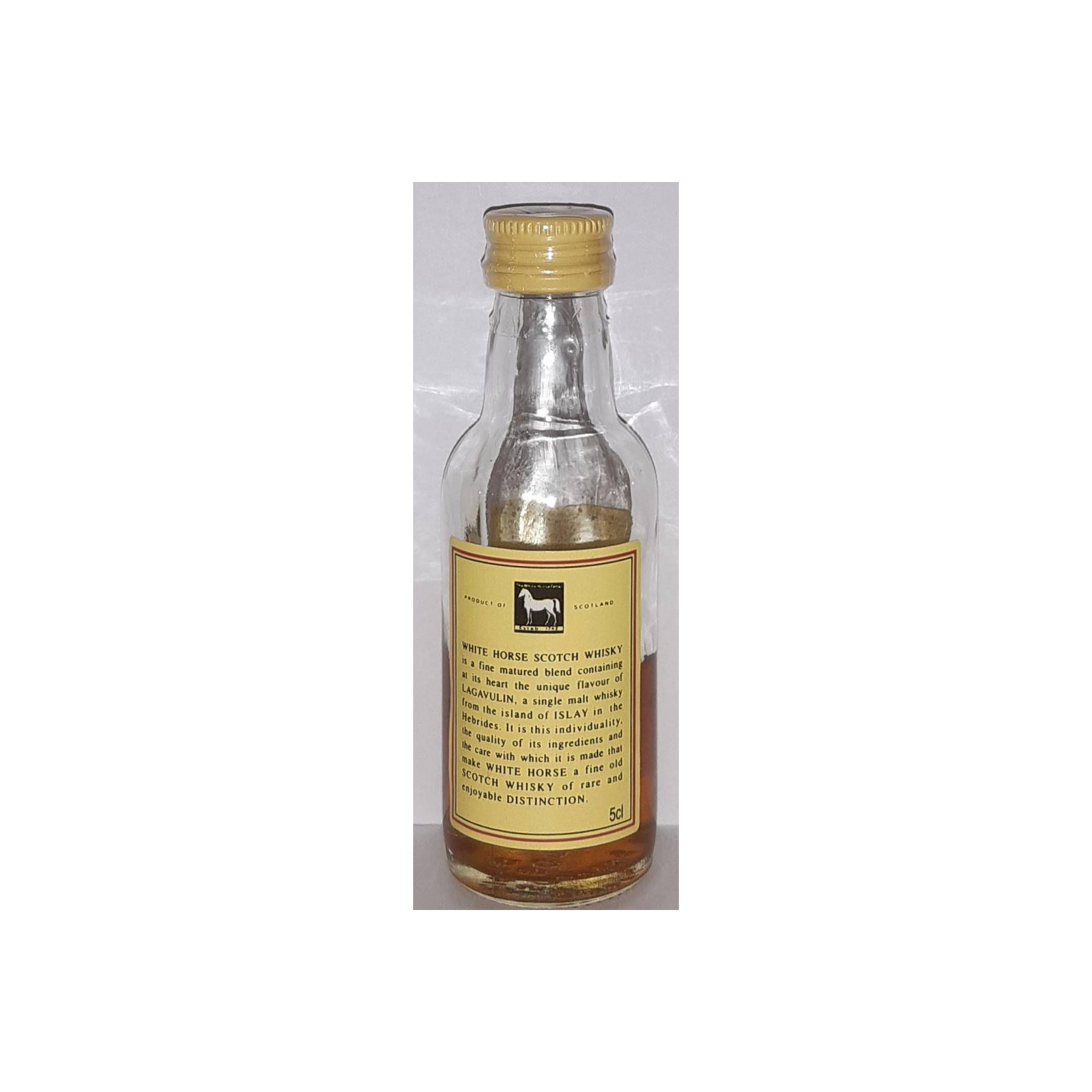 White Horse Blended Whisky 3