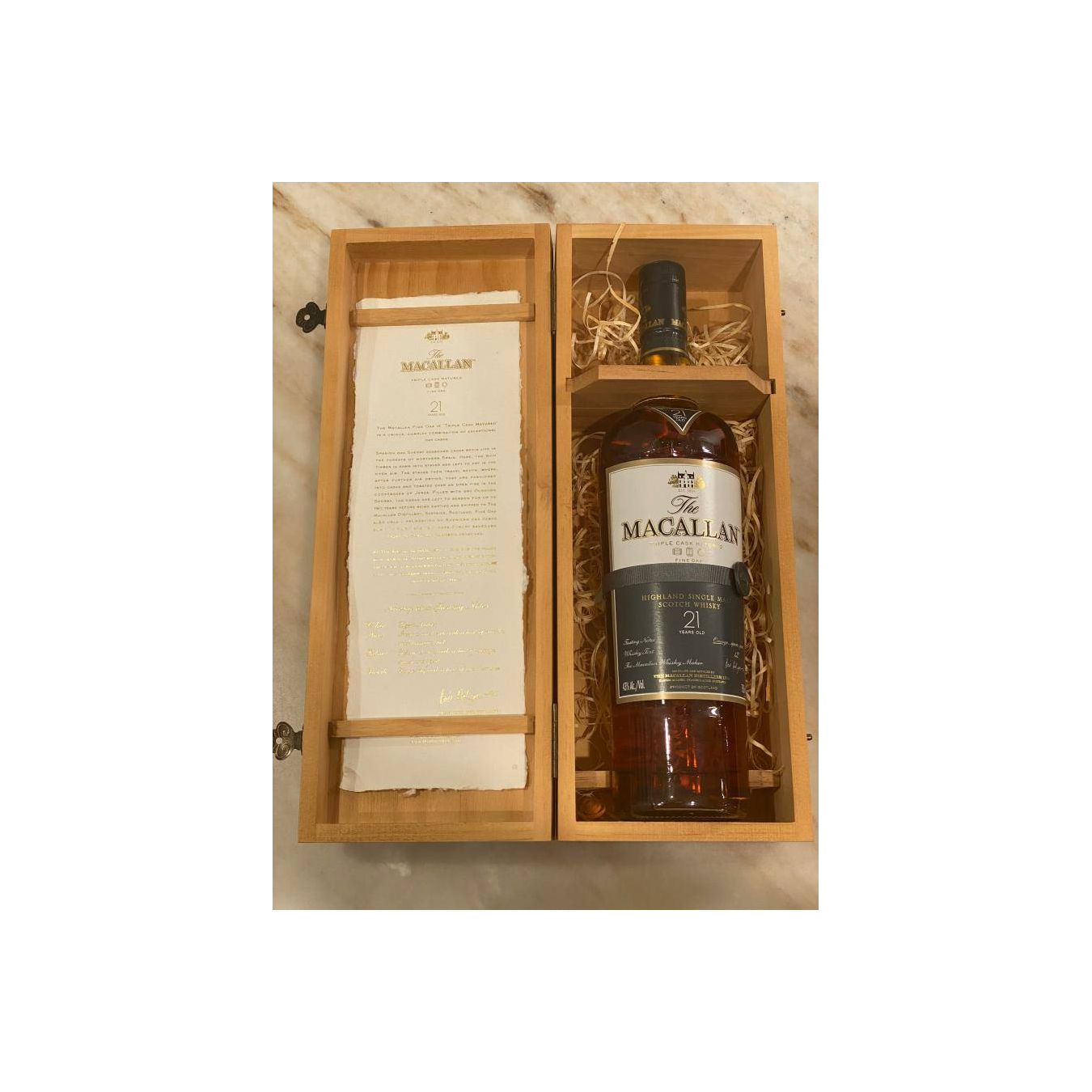 The Macallan 21 Years Single Malt Whisky 2