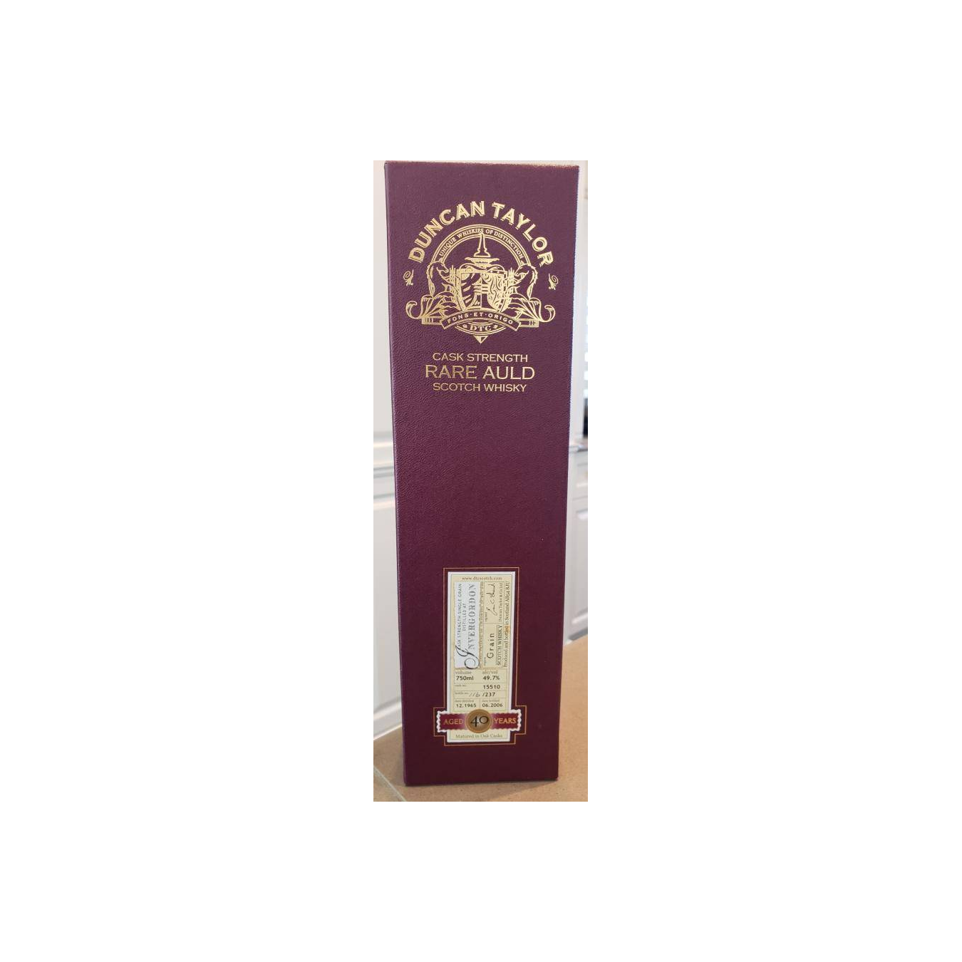 Invergordon Rare Auld 1965 40 Years Single Grain Whisky