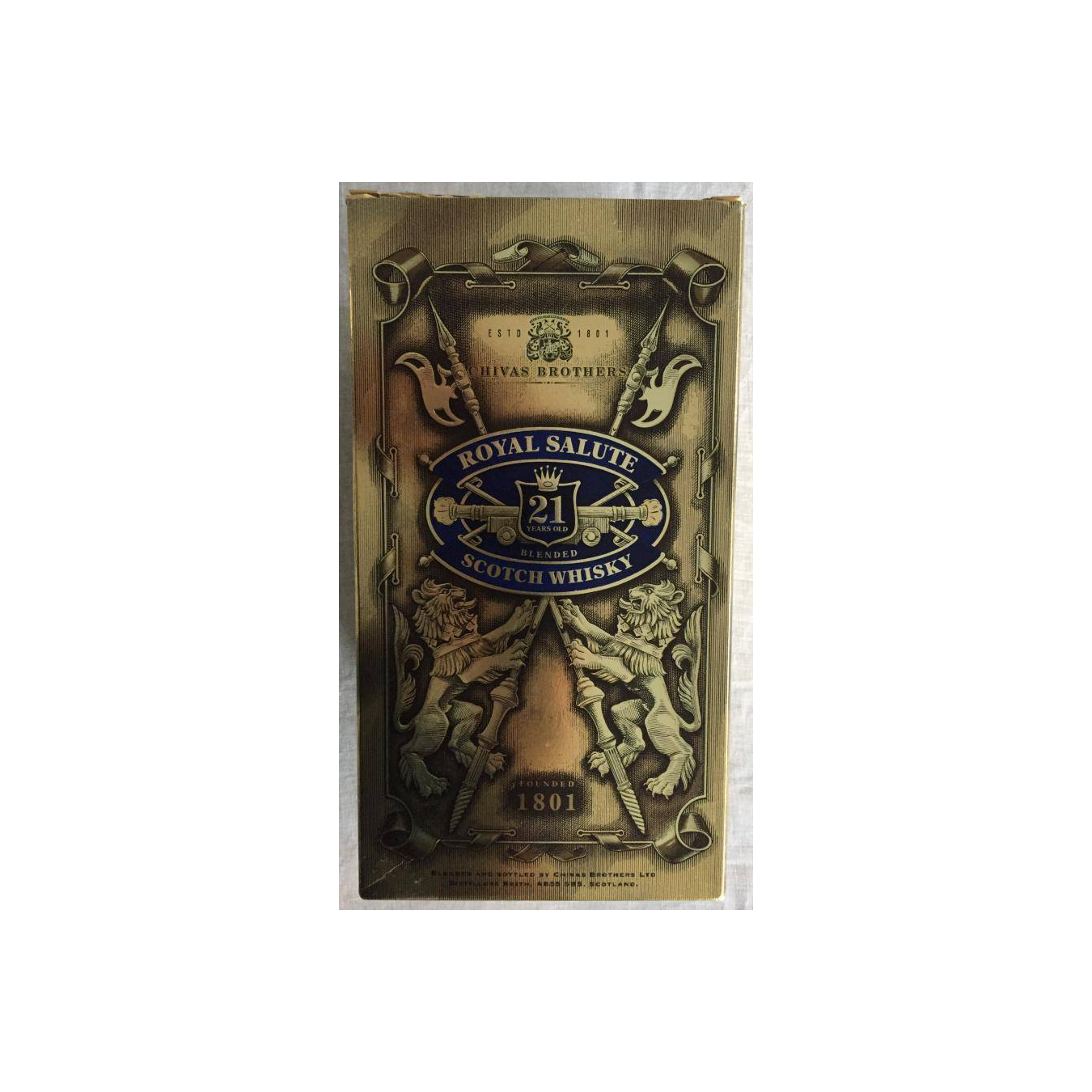Chivas Regal 21 Years Blended Whisky 3