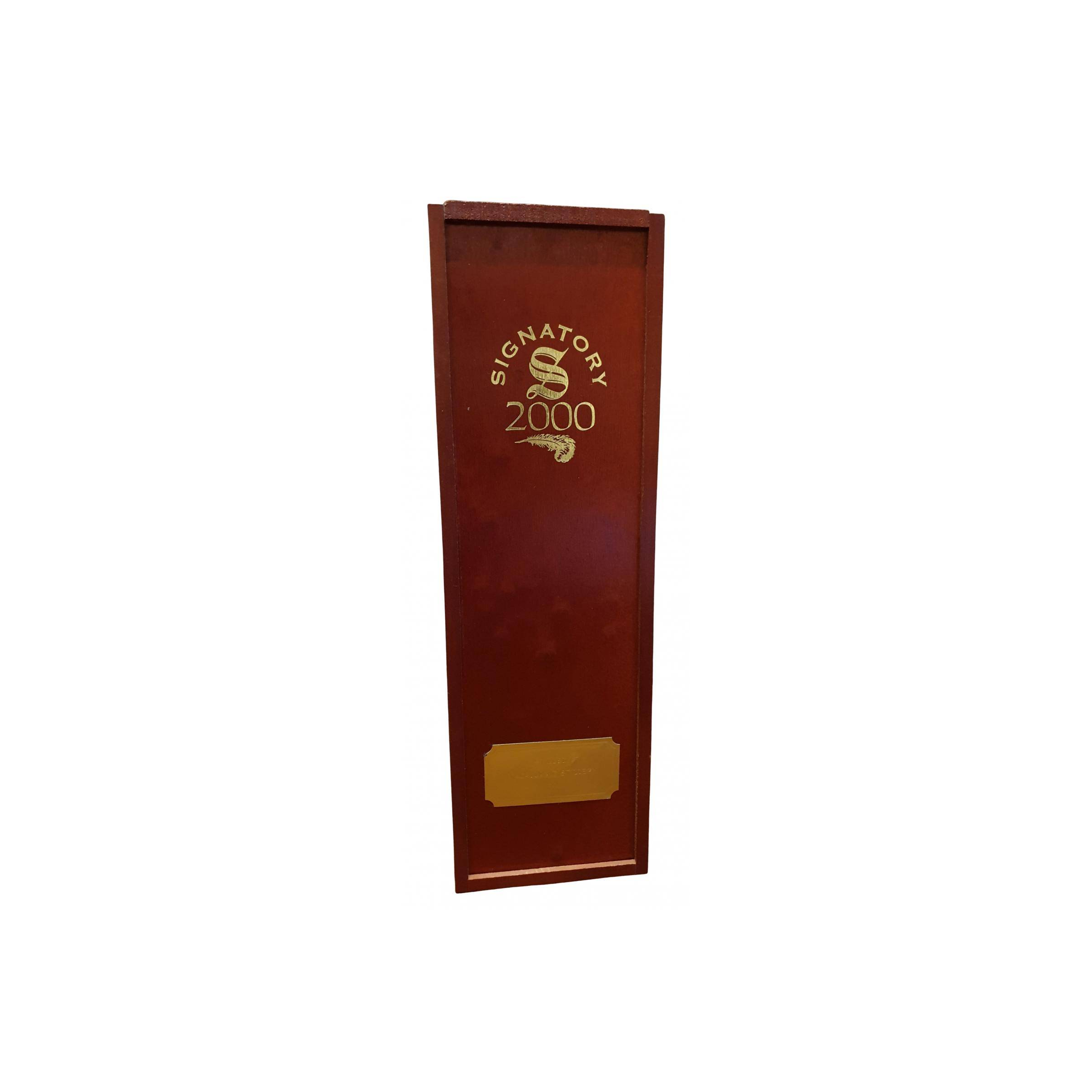 The Macallan 1990 9 Years Single Malt Whisky 2