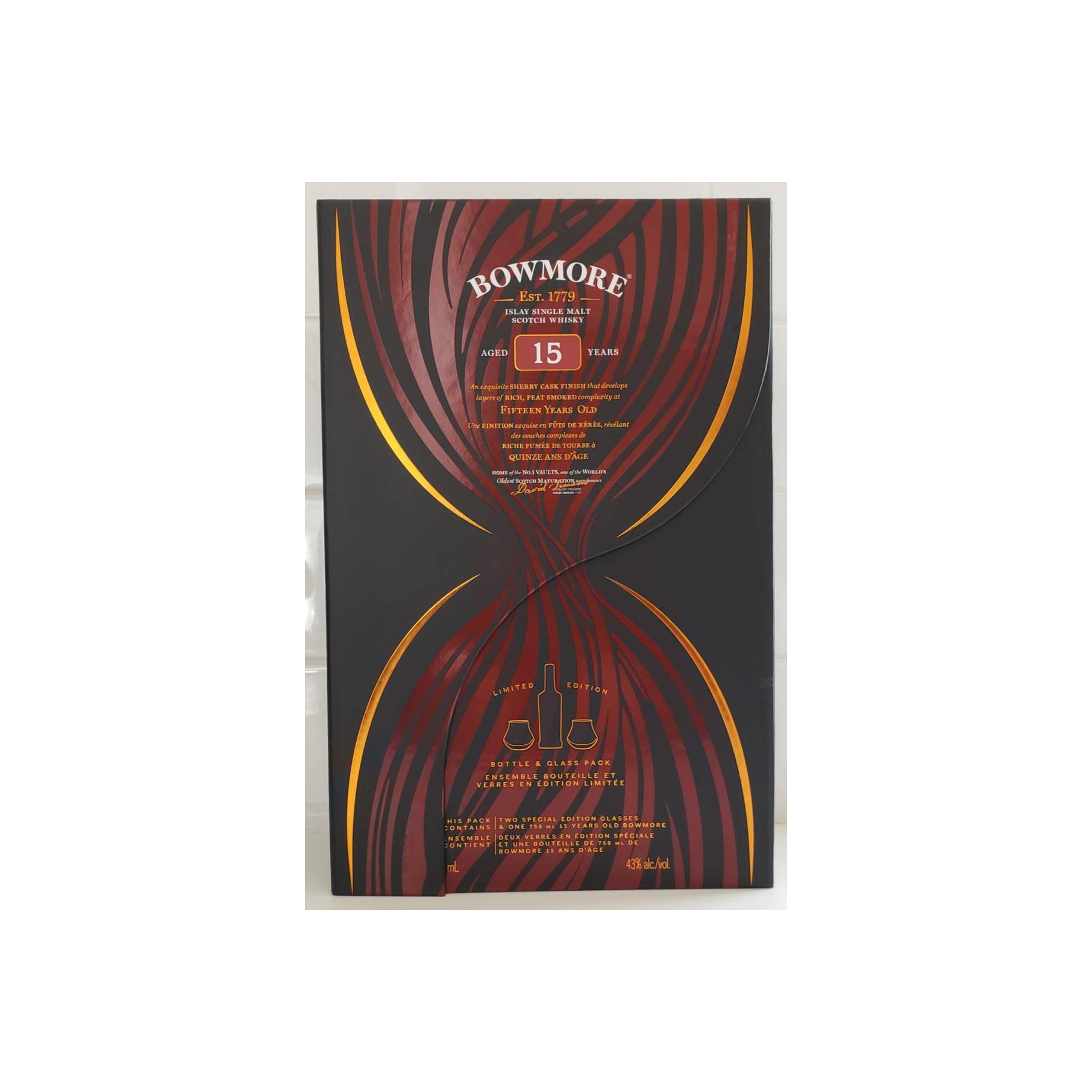 Bowmore 15 Years Single Malt Whisky 2