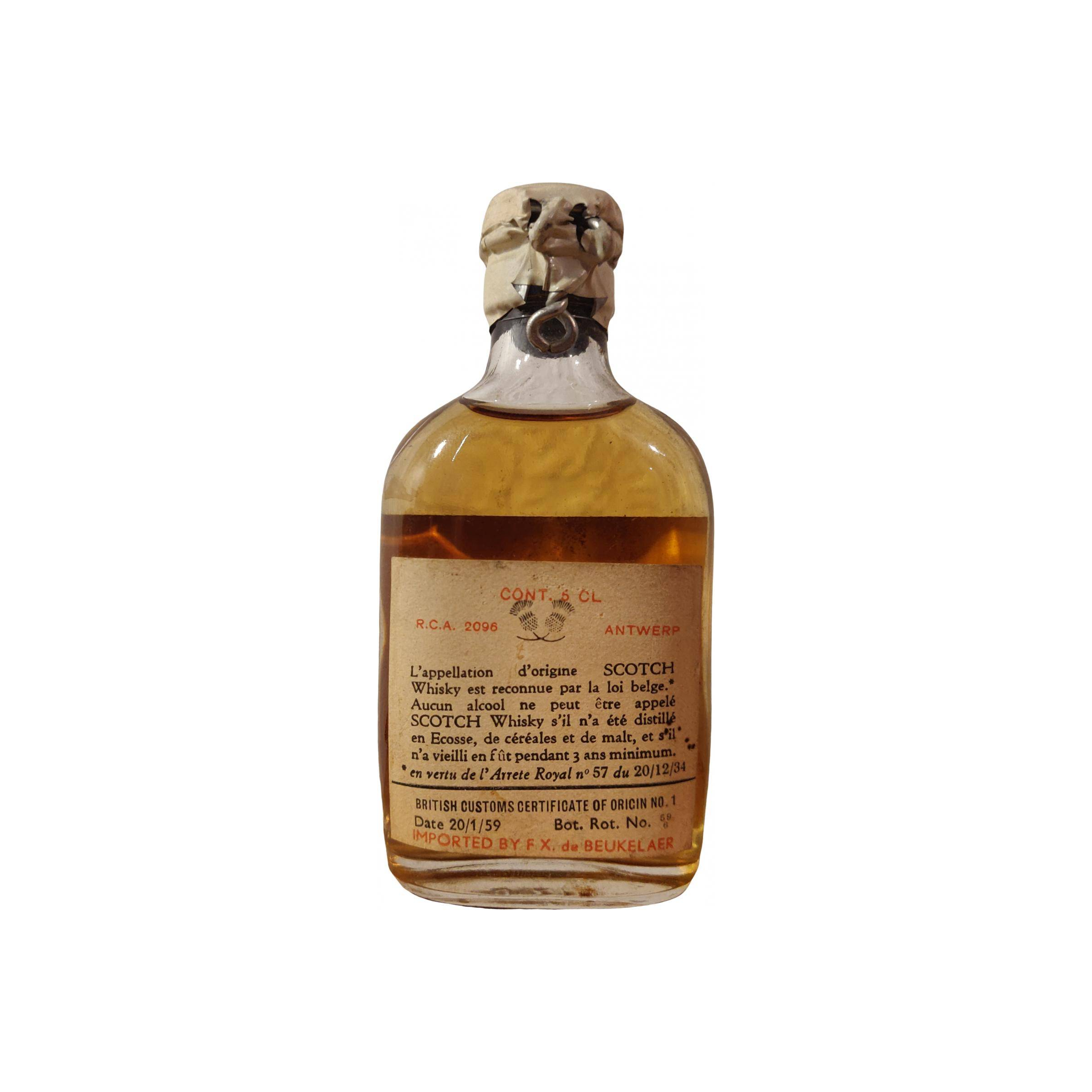 Glen Garry Blended Scotch Whisky 3