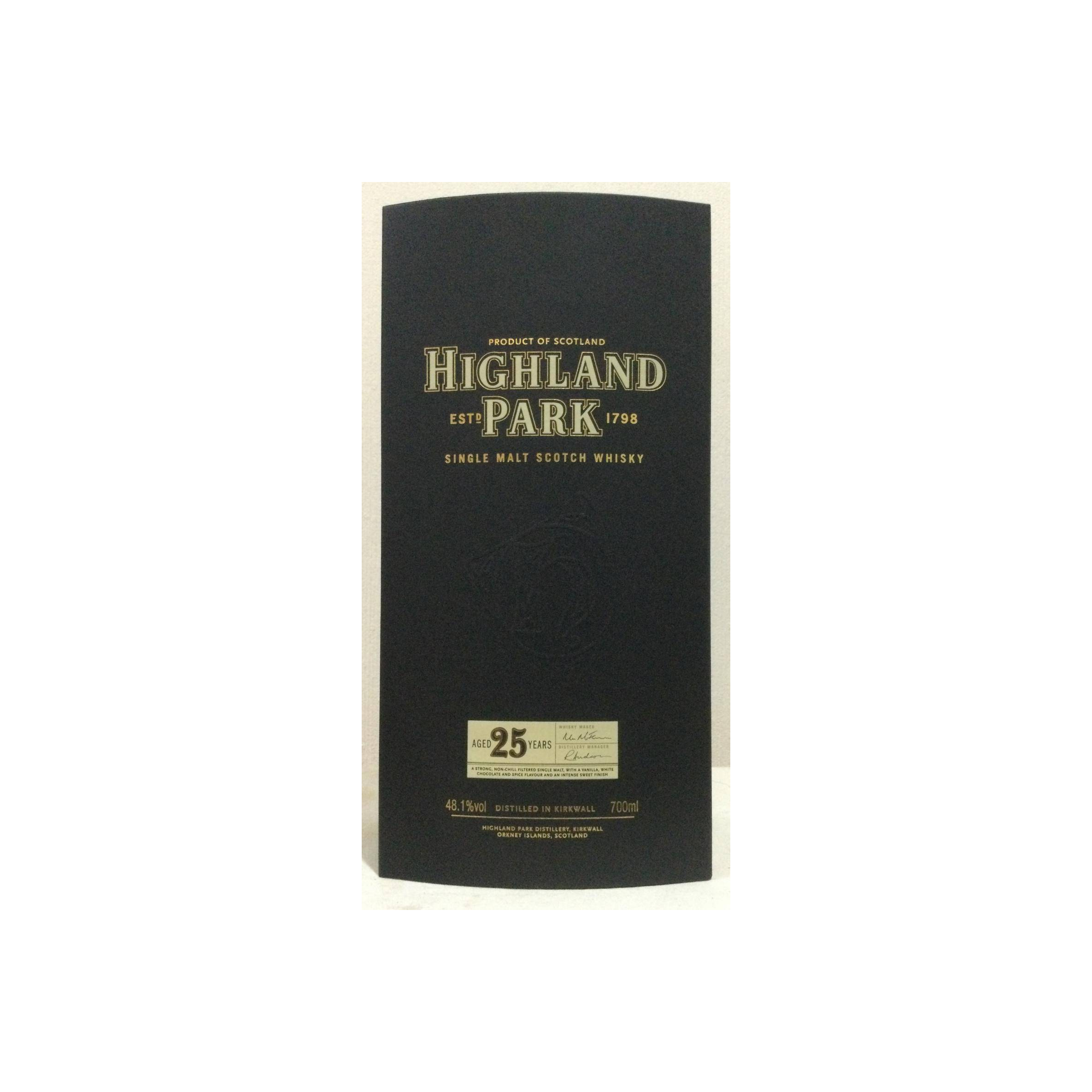 Highland Park 25 Years Single Malt Whisky 3