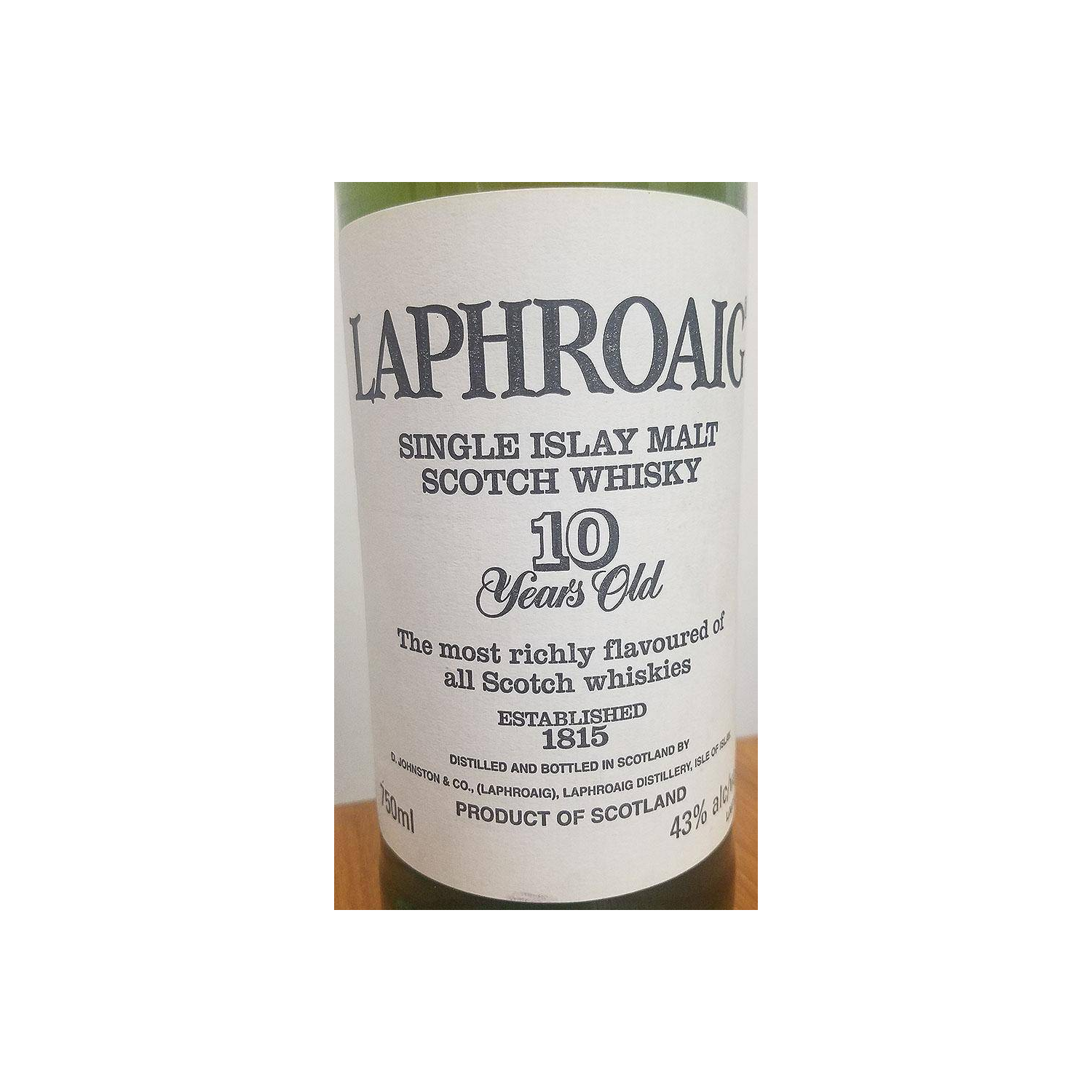Laphroaig 10 Years Single Malt Whisky 2