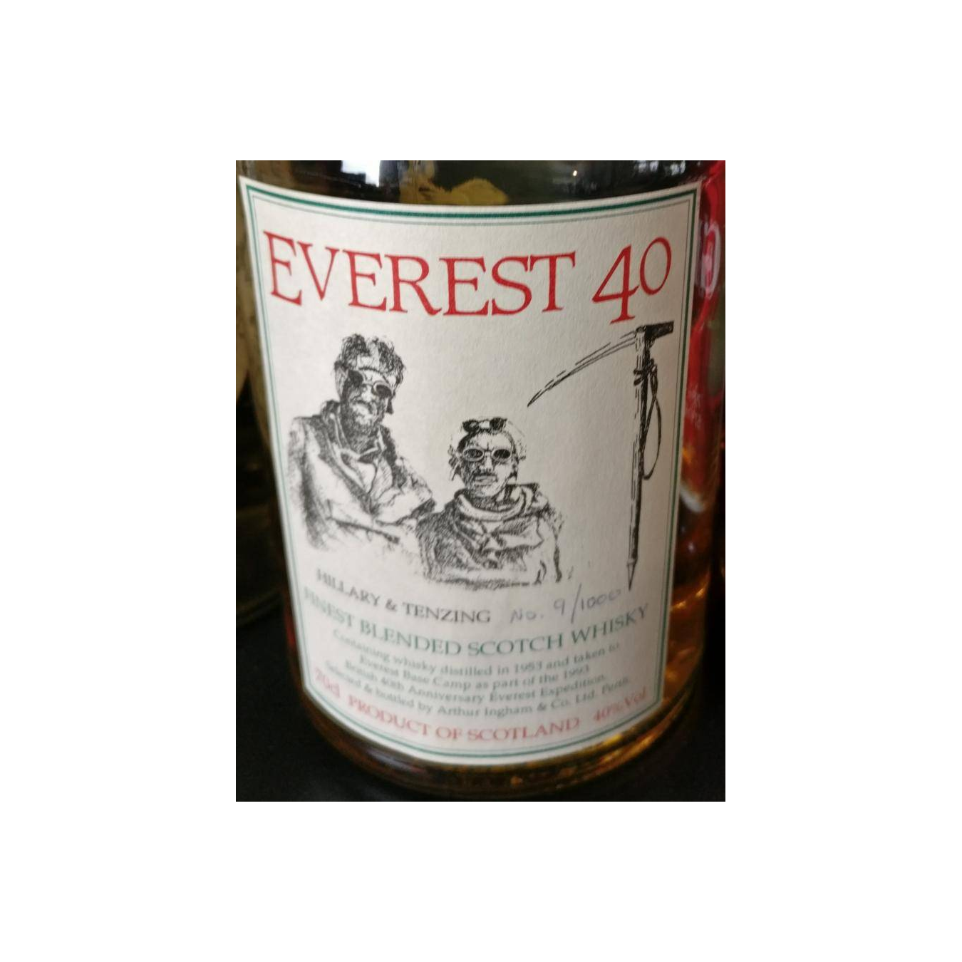 Finest Blended Scotch Whisky Everest 40