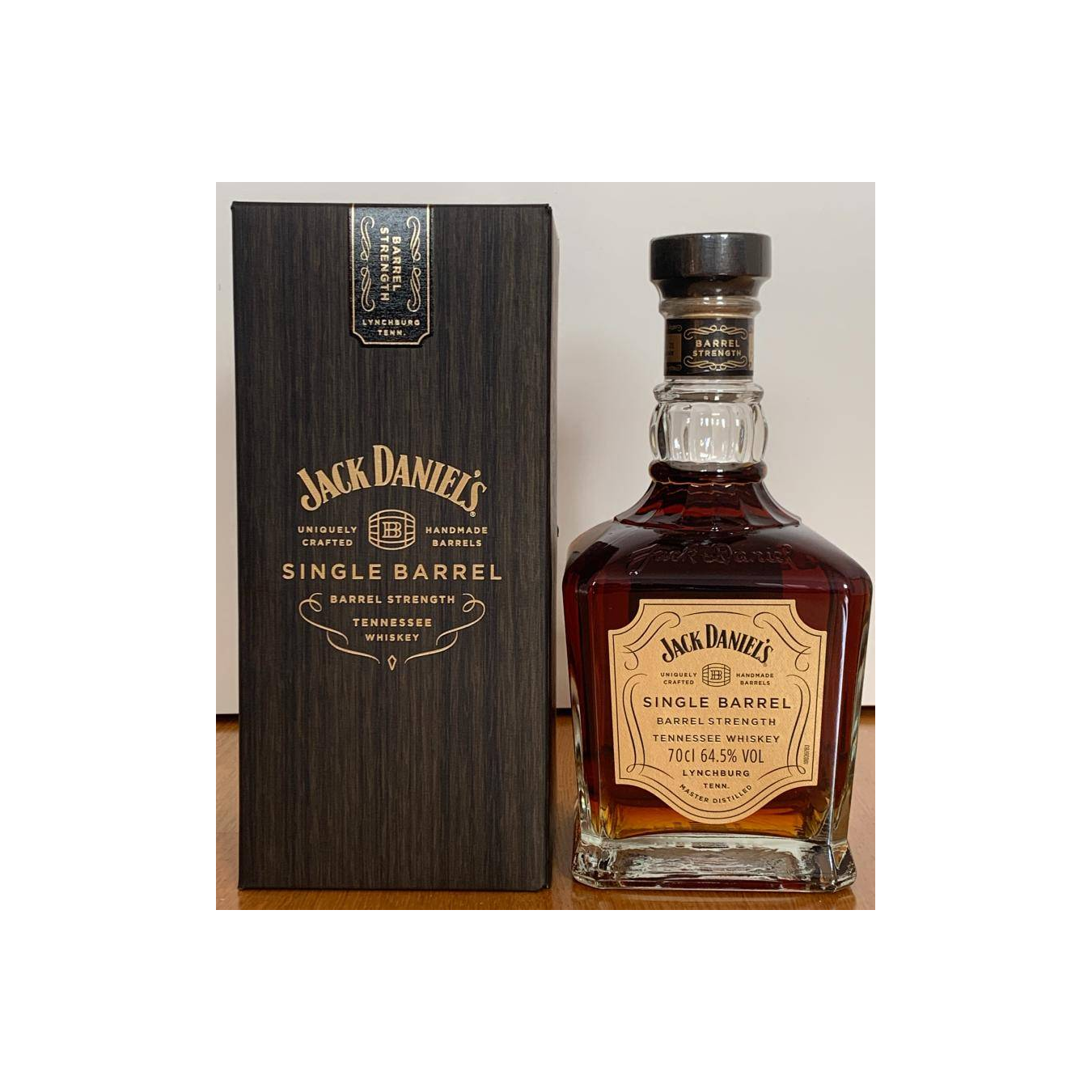 Jack Daniel's Tennessee Whisky  3