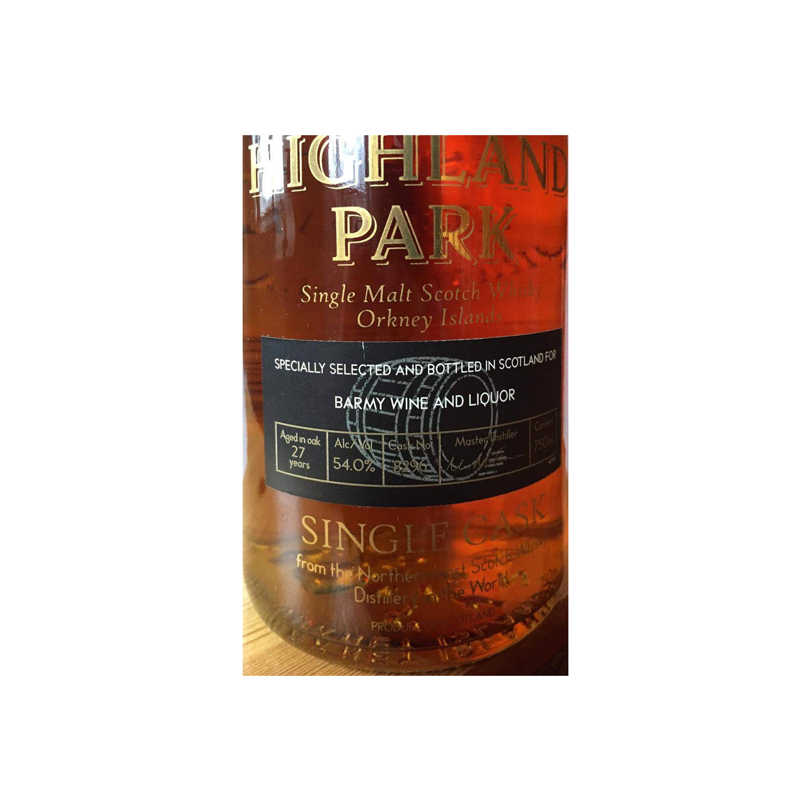 Highland Park Single Cask 1977 27 Years Single Malt Whisky 2