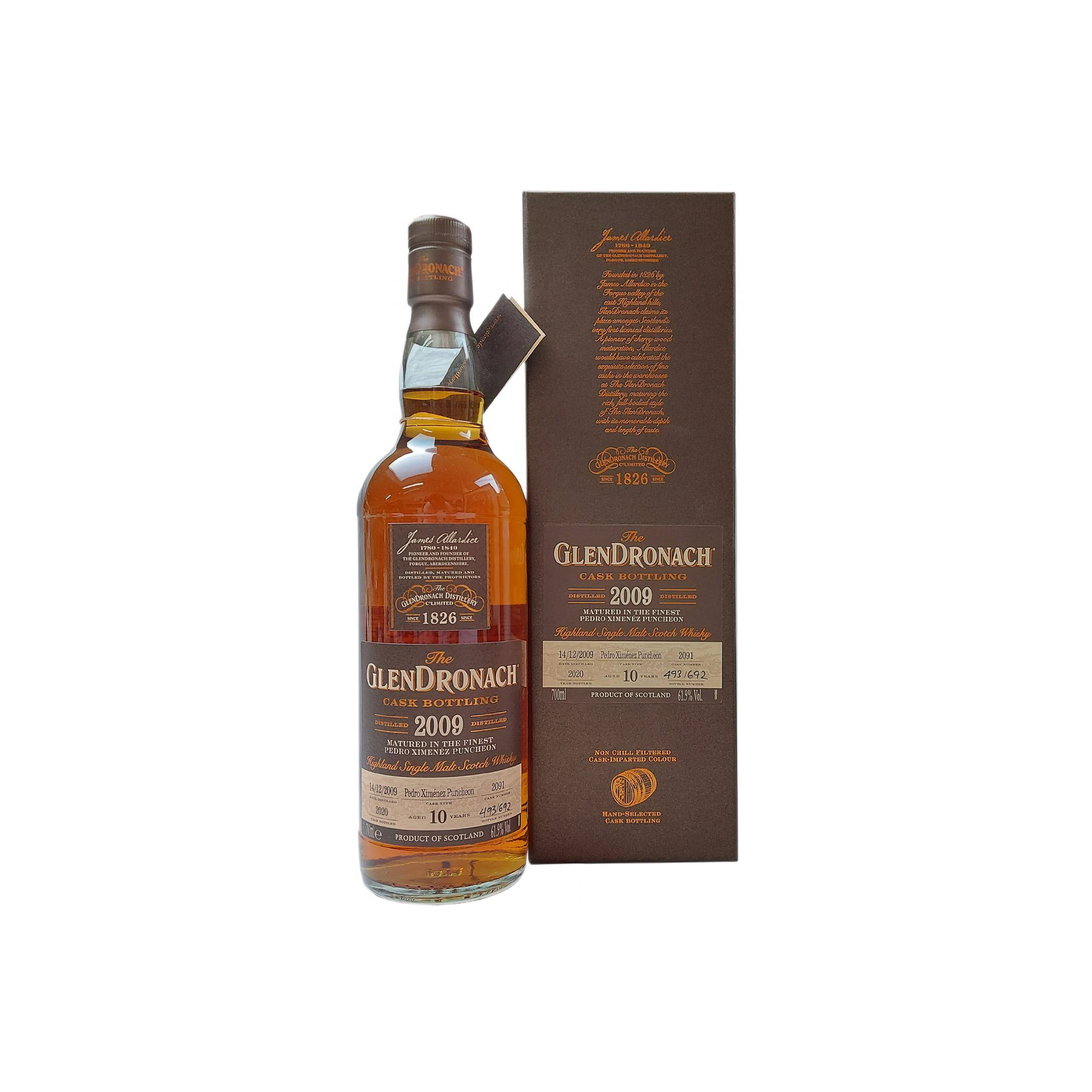 GlenDronach 2009 10 Years Single Malt Whisky 3