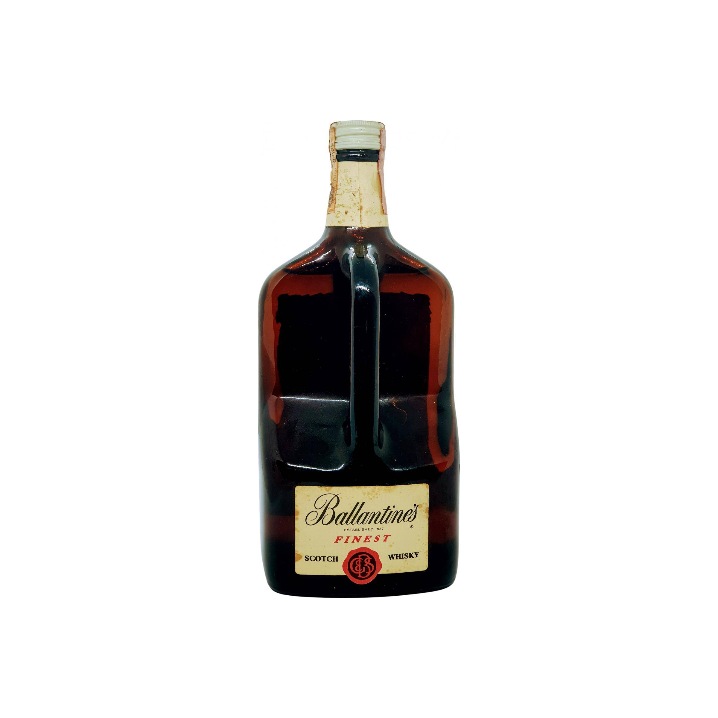 Ballantine's Blended Whisky 2