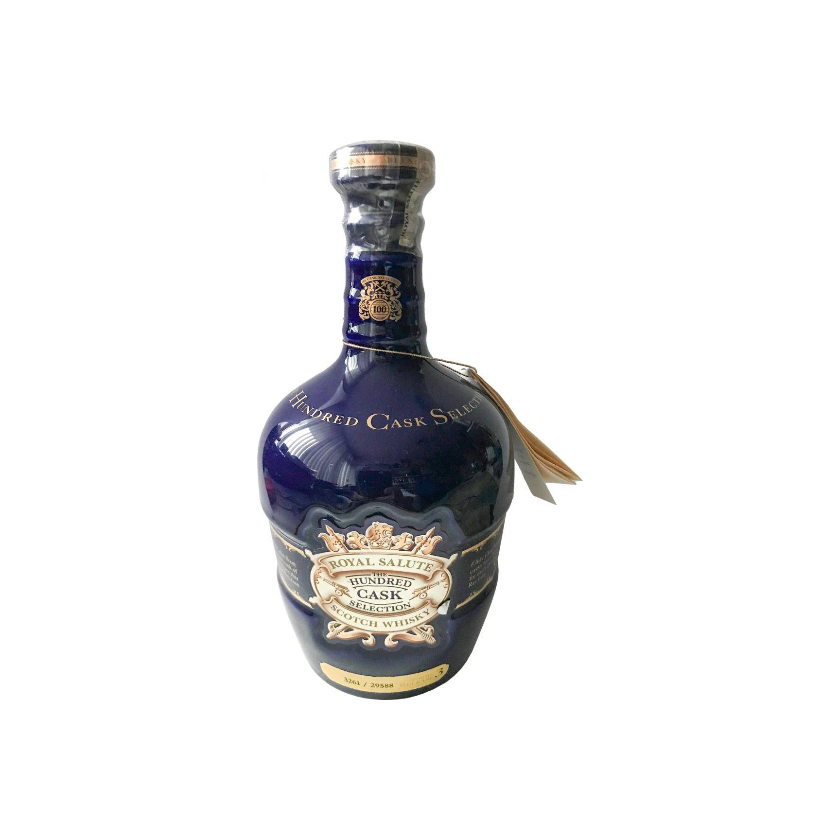 Chivas Regal Blended Whisky 2