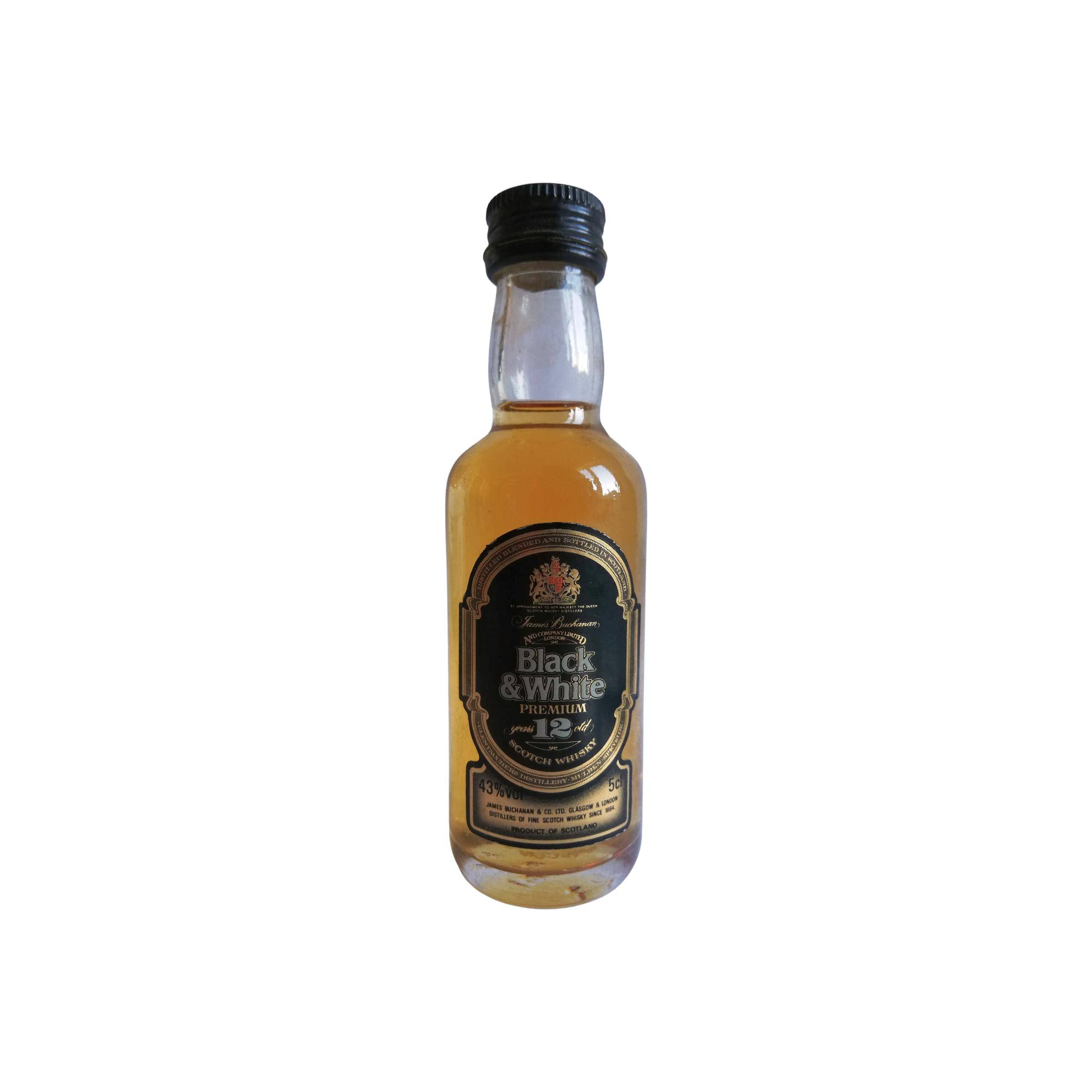 Black & White 12 Years Blended Whisky 2