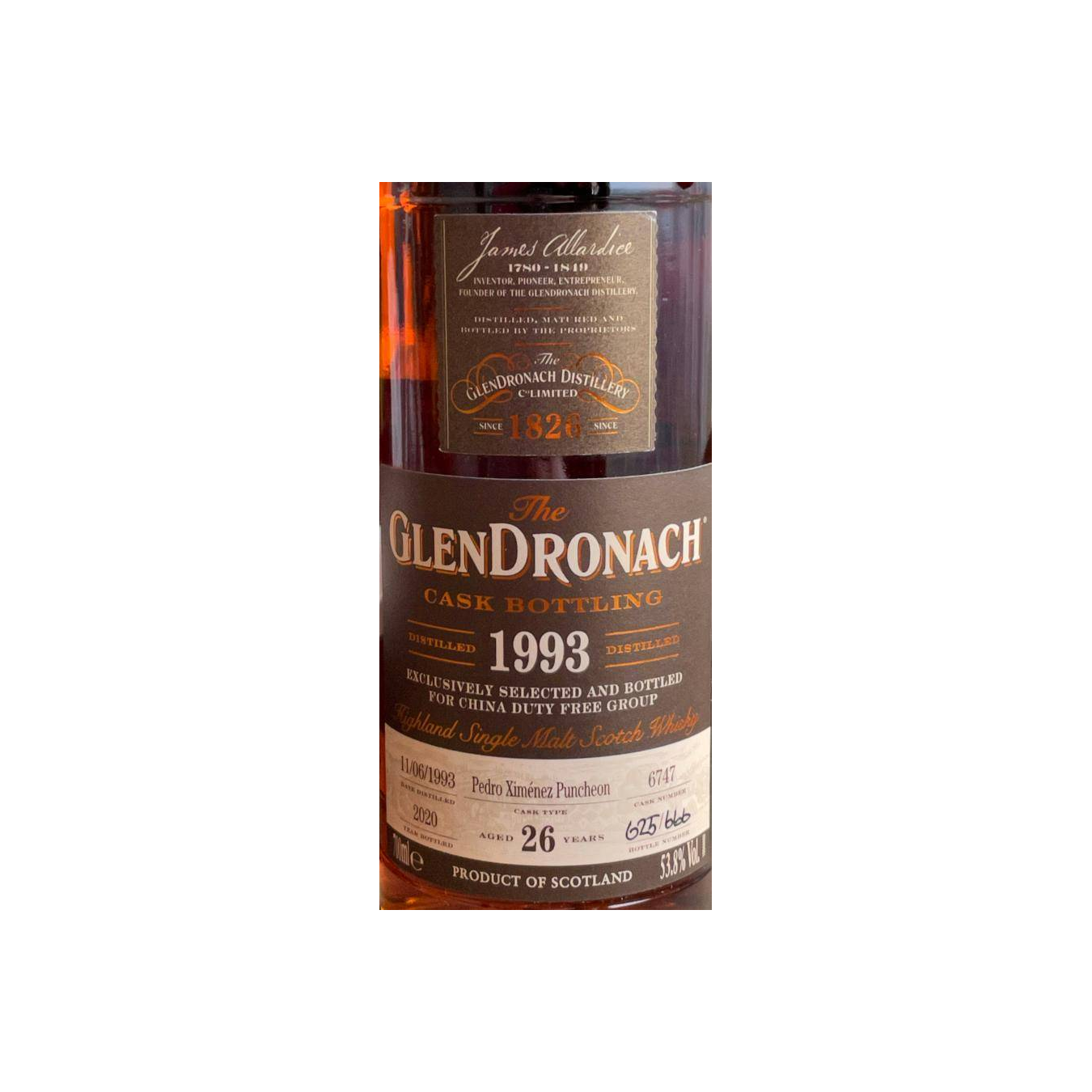 GlenDronach 1993 26 Years Single Malt Whisky 2