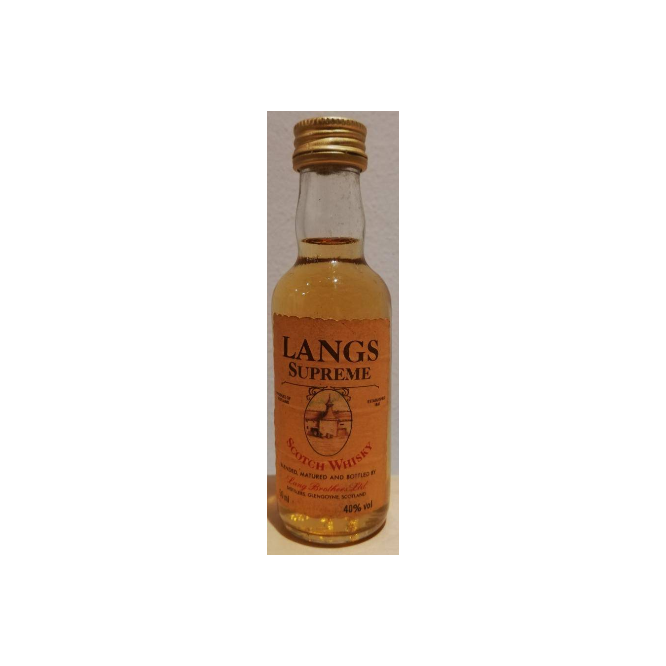 Langs Supreme Scotch Whisky 2