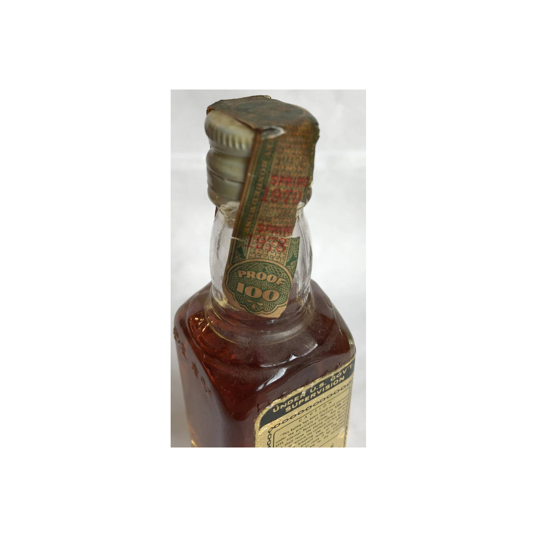 Jim Beam 1970 Bourbon Whisky 3