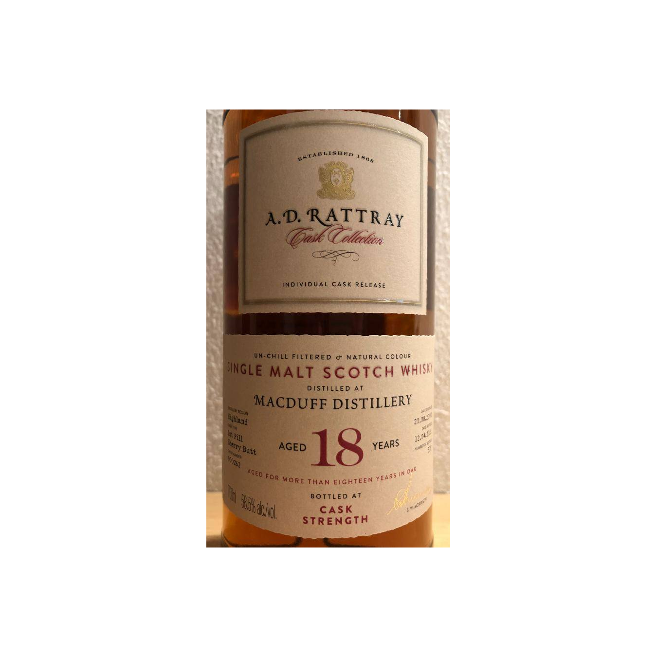 Macduff 2002 18 Years Single Malt Whisky 2