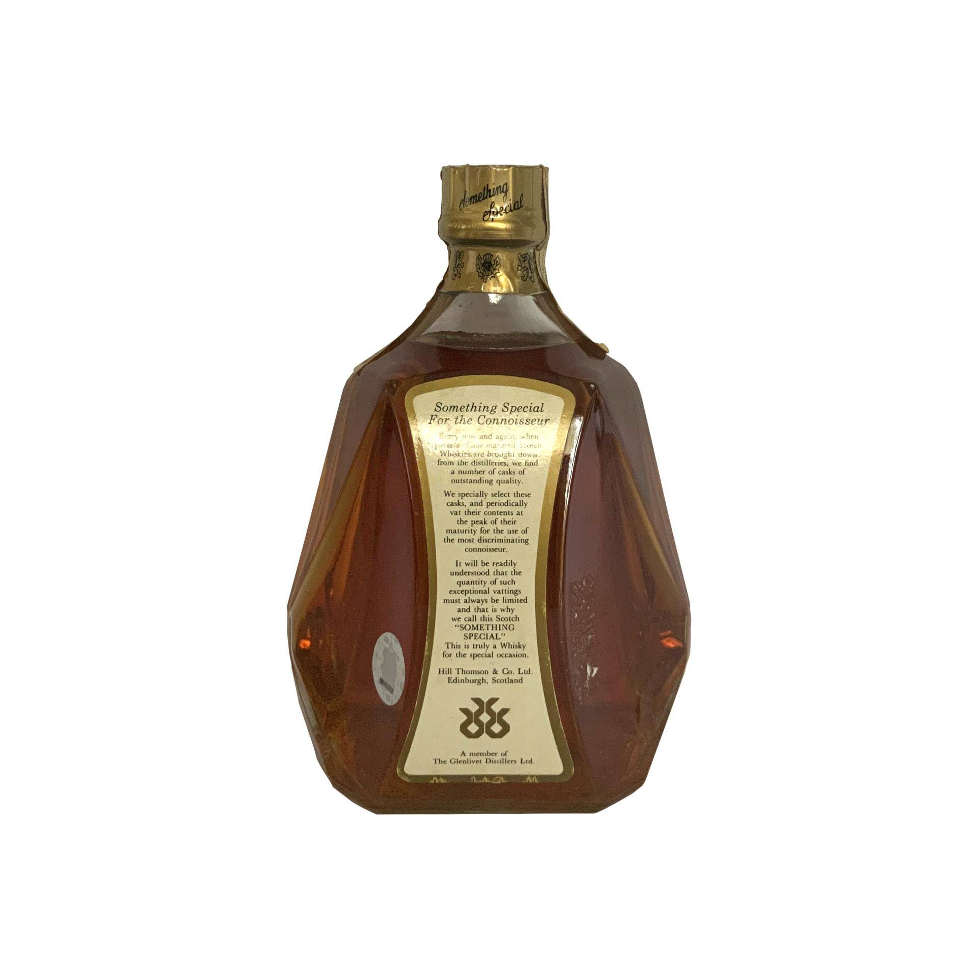 Something Special De Luxe Scotch Whisky 2