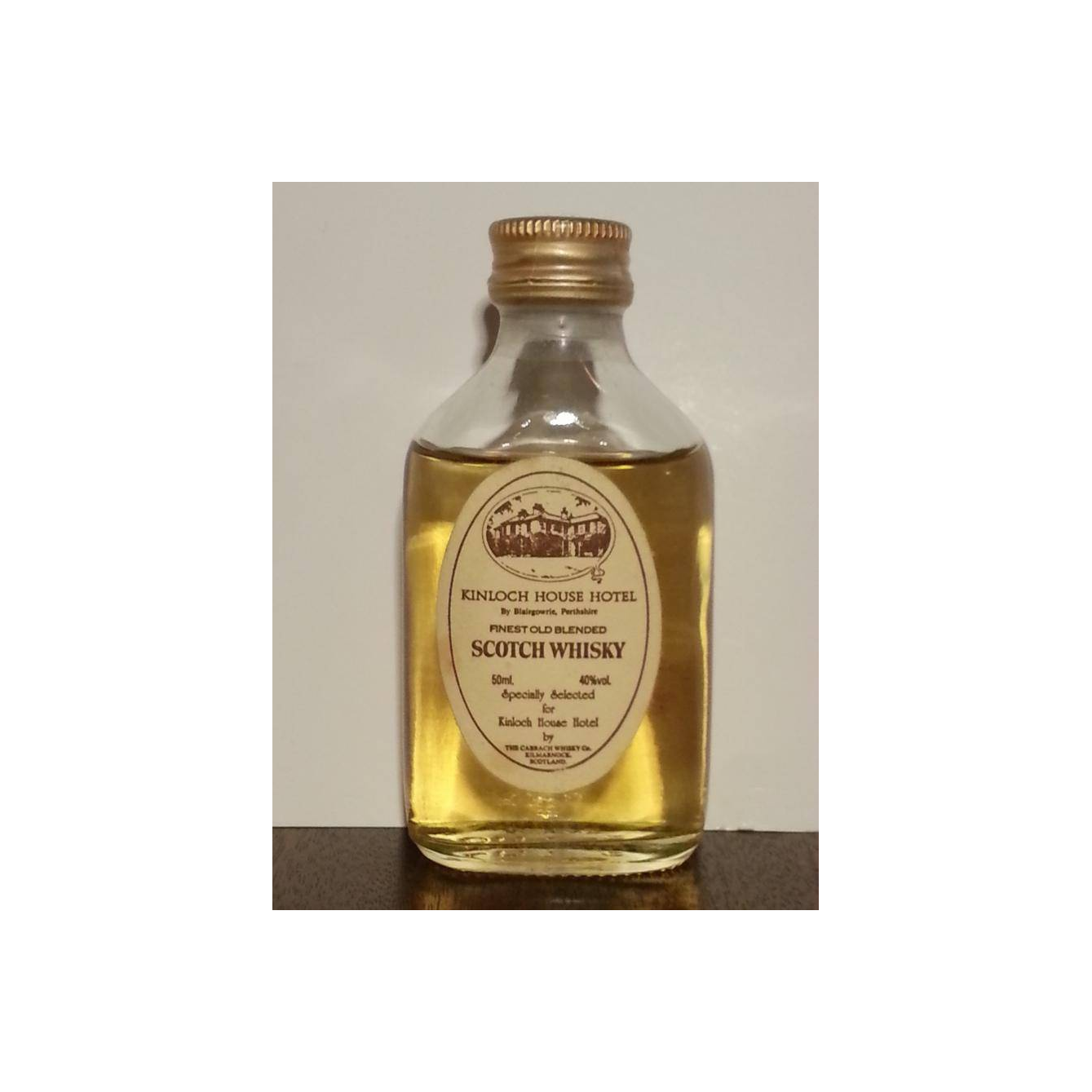 Kinloch House Hotel Finest Old Blended Scotch Whisky 2