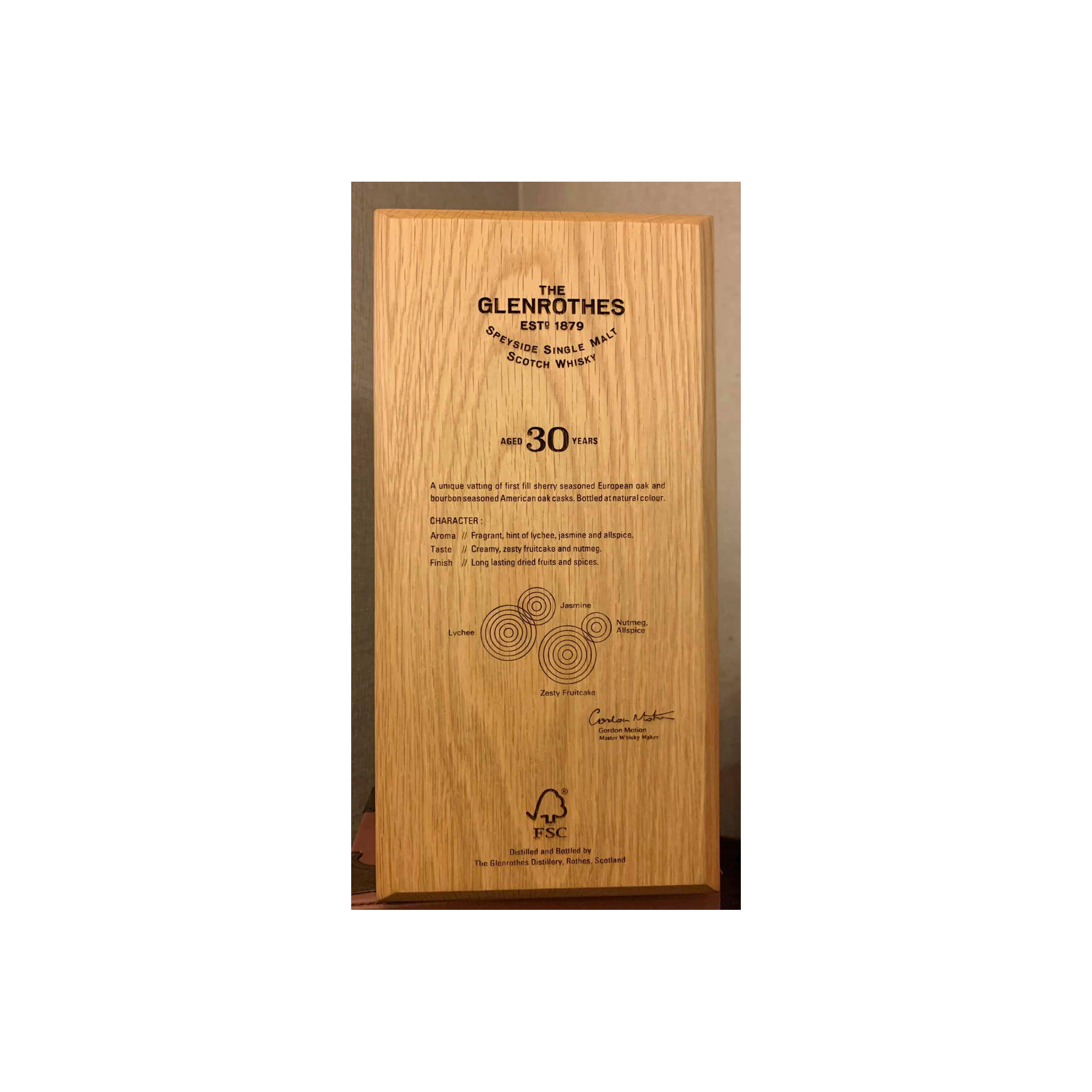 The Glenrothes 30 Years Single Malt Whisky 2